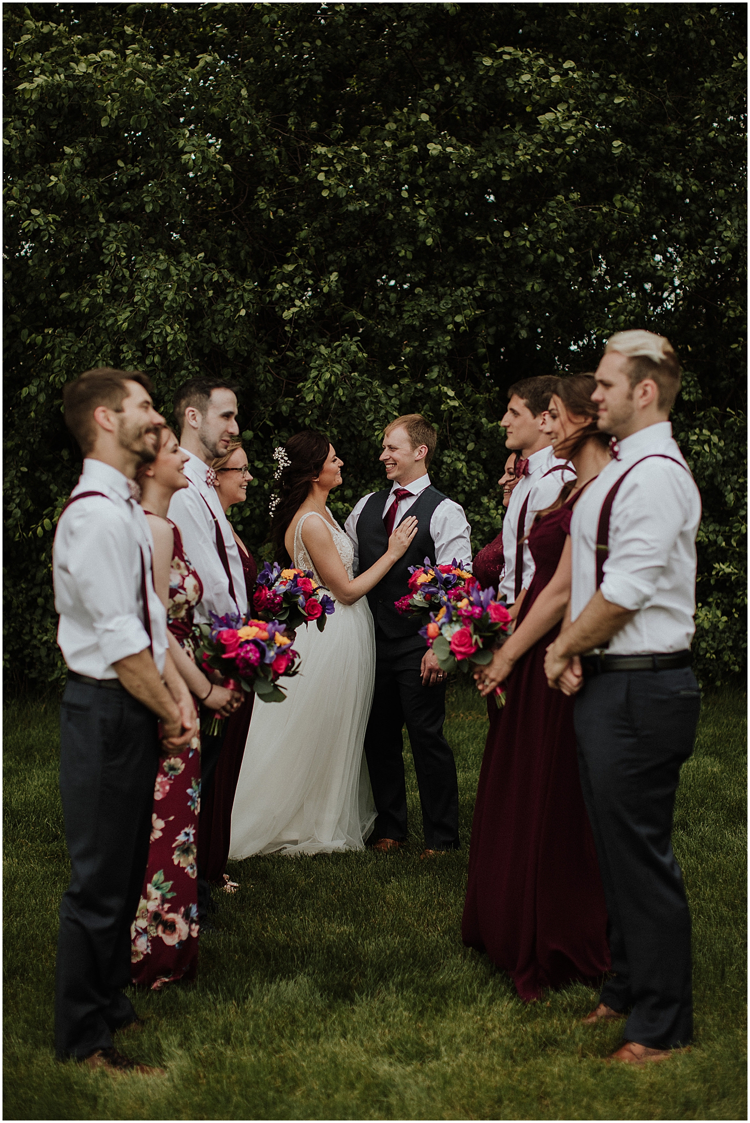 colorful-vibrant-rustic-manor-wedding_0018.jpg