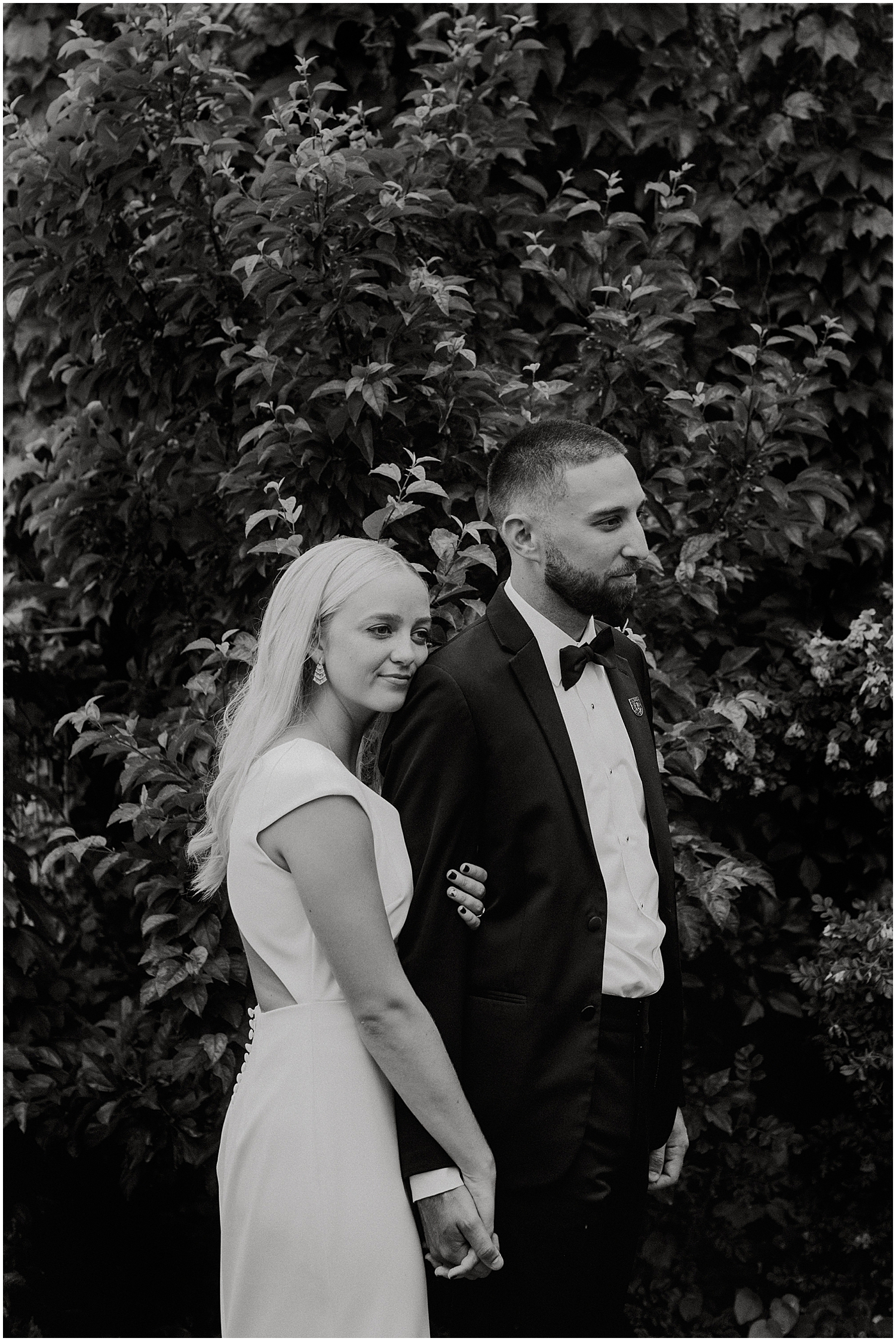 modern-atrium-wedding_0045.jpg