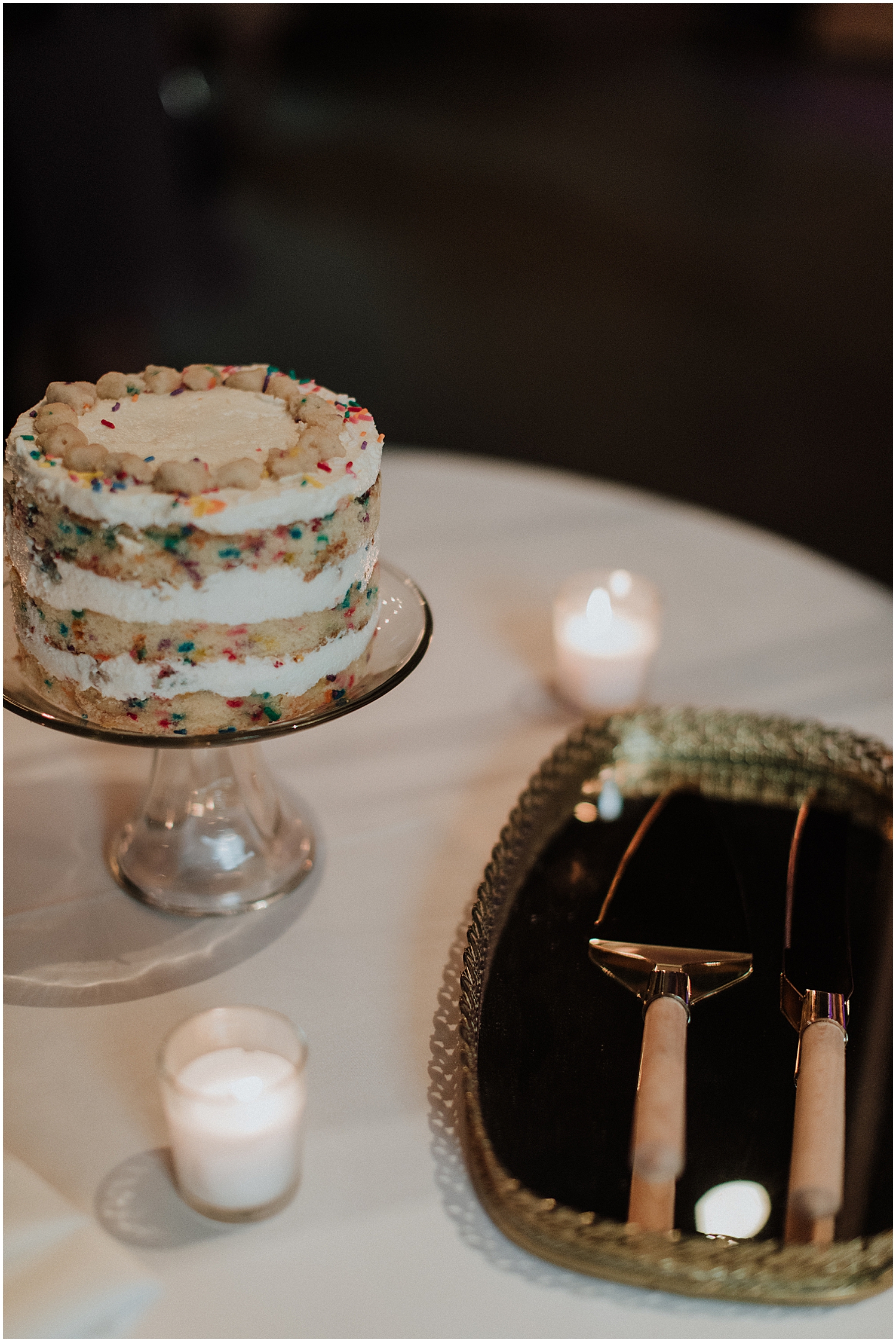 modern-atrium-wedding_0051.jpg