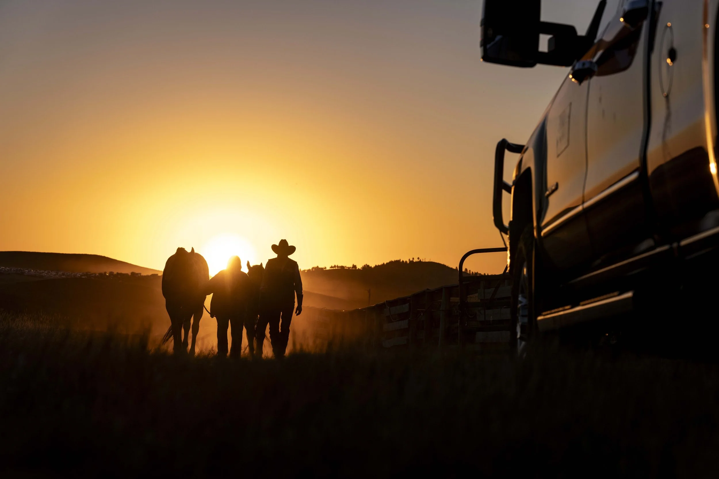 BuffaloRoundup-BeforeRide-CSP-20240927_ByronBanasiak-29.jpg
