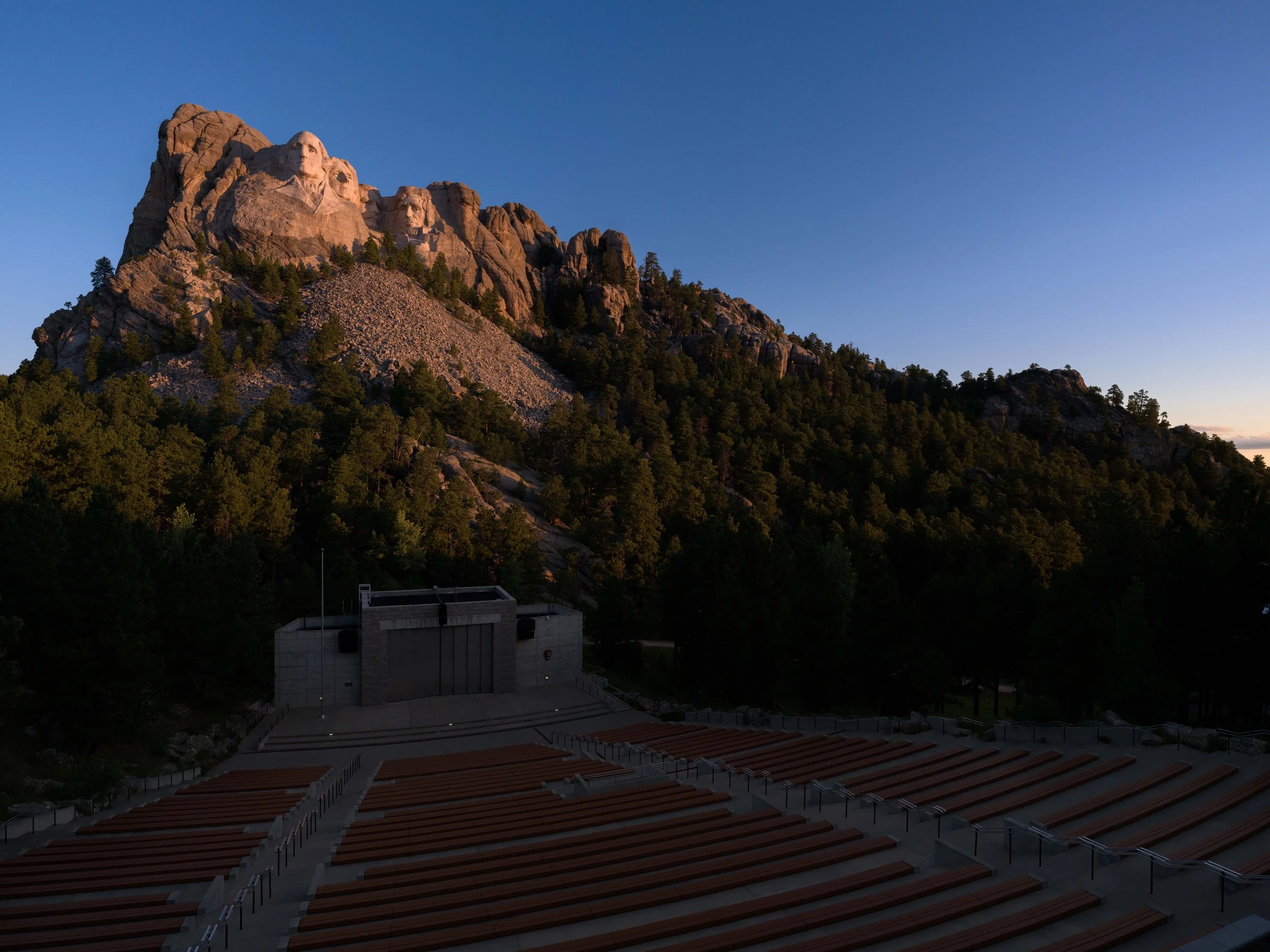 MountRushmore-x2d-20250812-ByronBanasiak-26_1.jpg