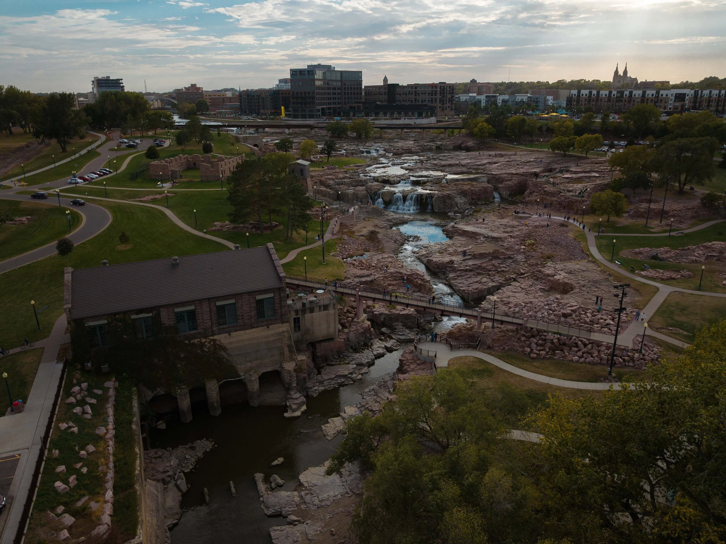 FallsPark-SiouxFalls-Mavic3-20251011-ByronBanasiak-5_1.jpg