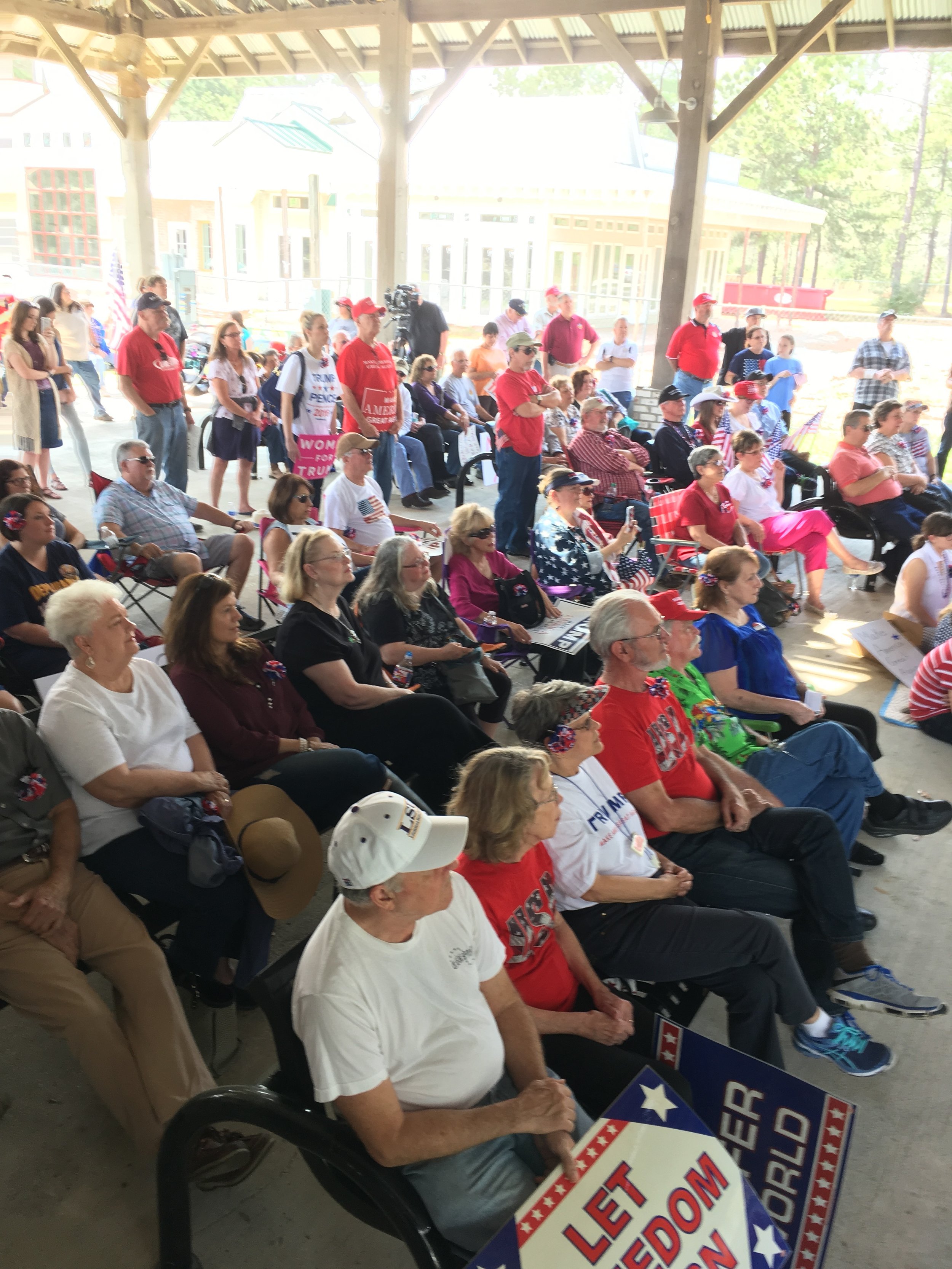 shoe stores in mandeville la on Trump Rally Brings Crowd To Mandeville Gatorpac