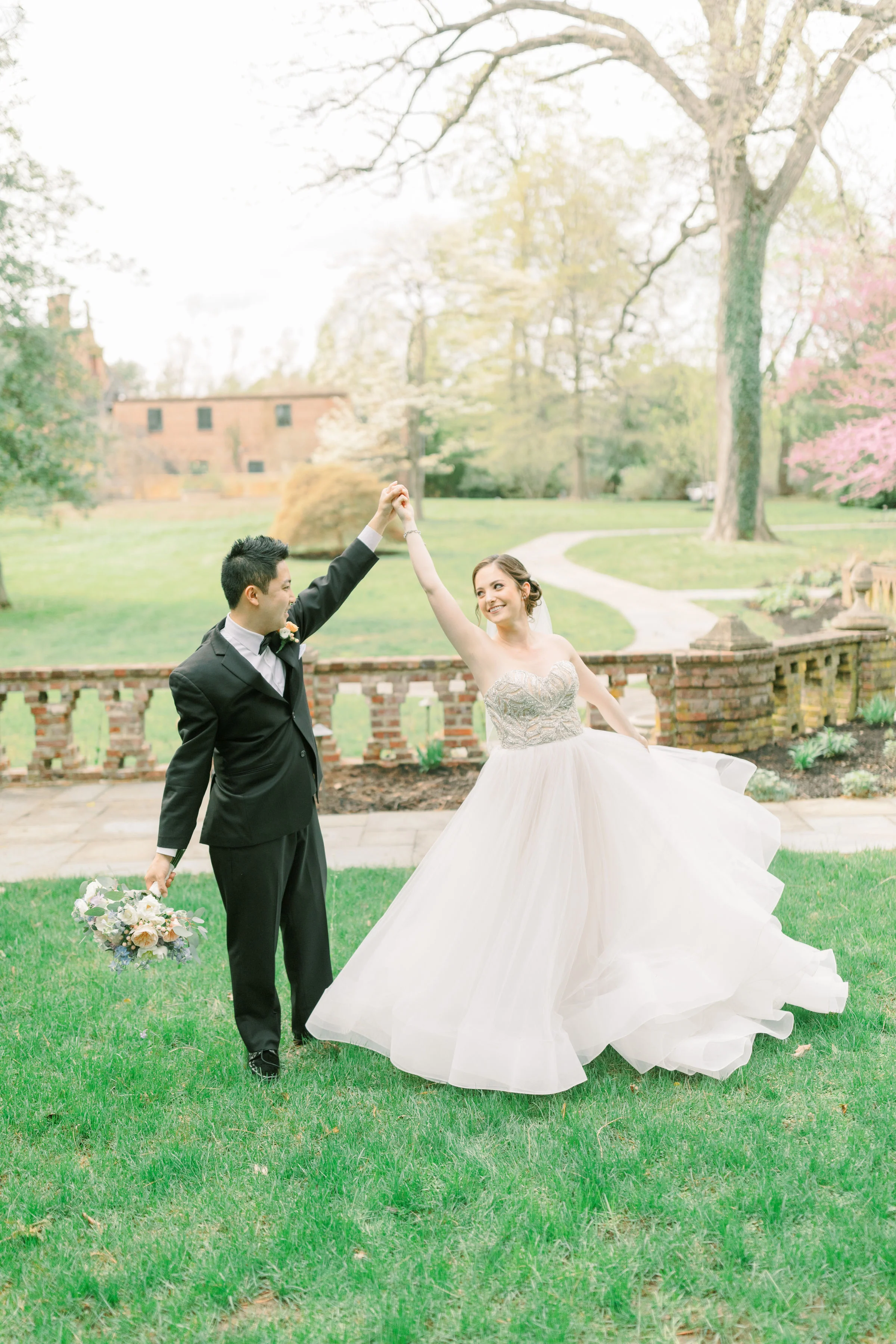 Marissa+MikeMarried_SaltAndCedarPhotography0312.jpg