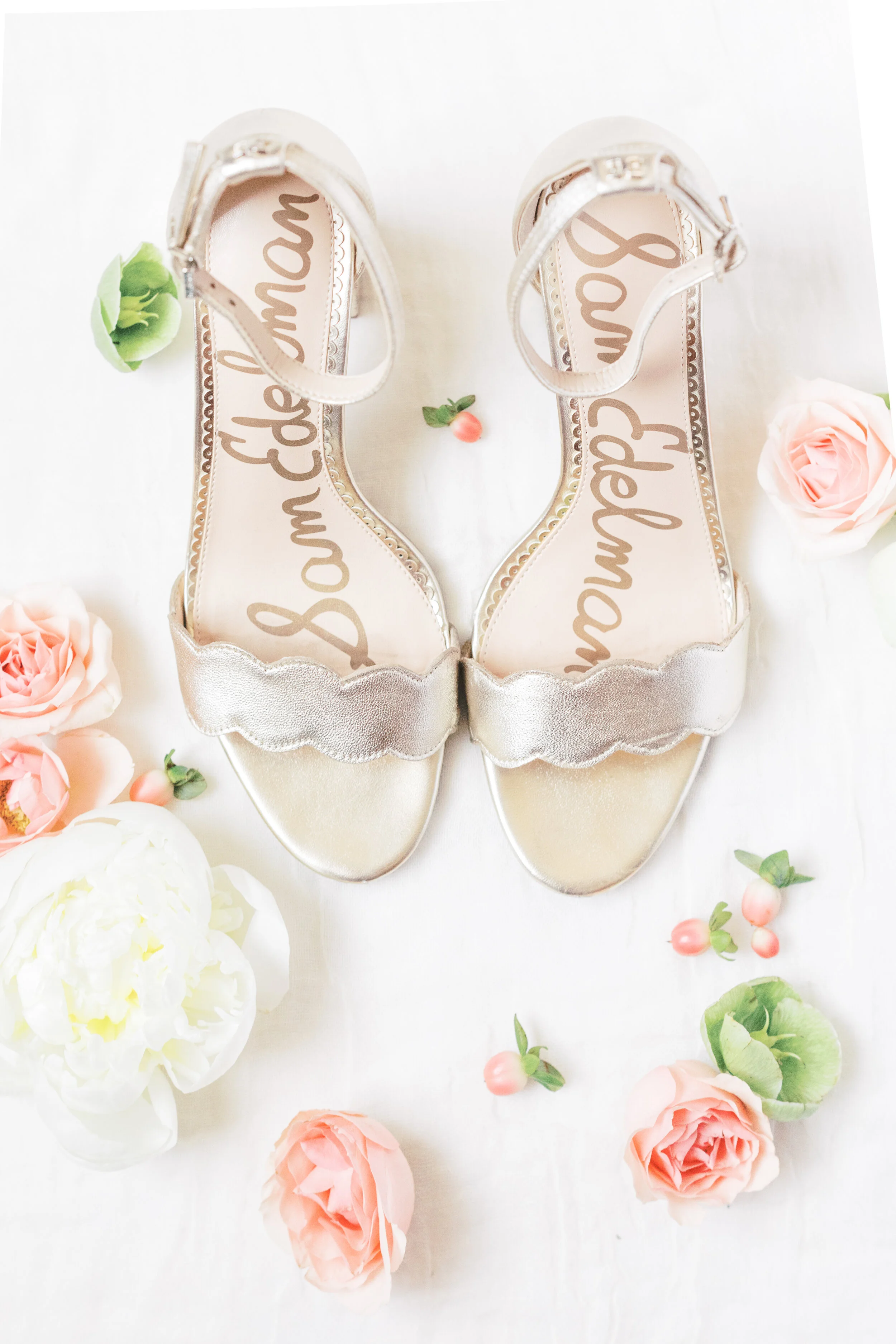 Stephanie+MartinMarried_Salt+Cedar201900029.jpg