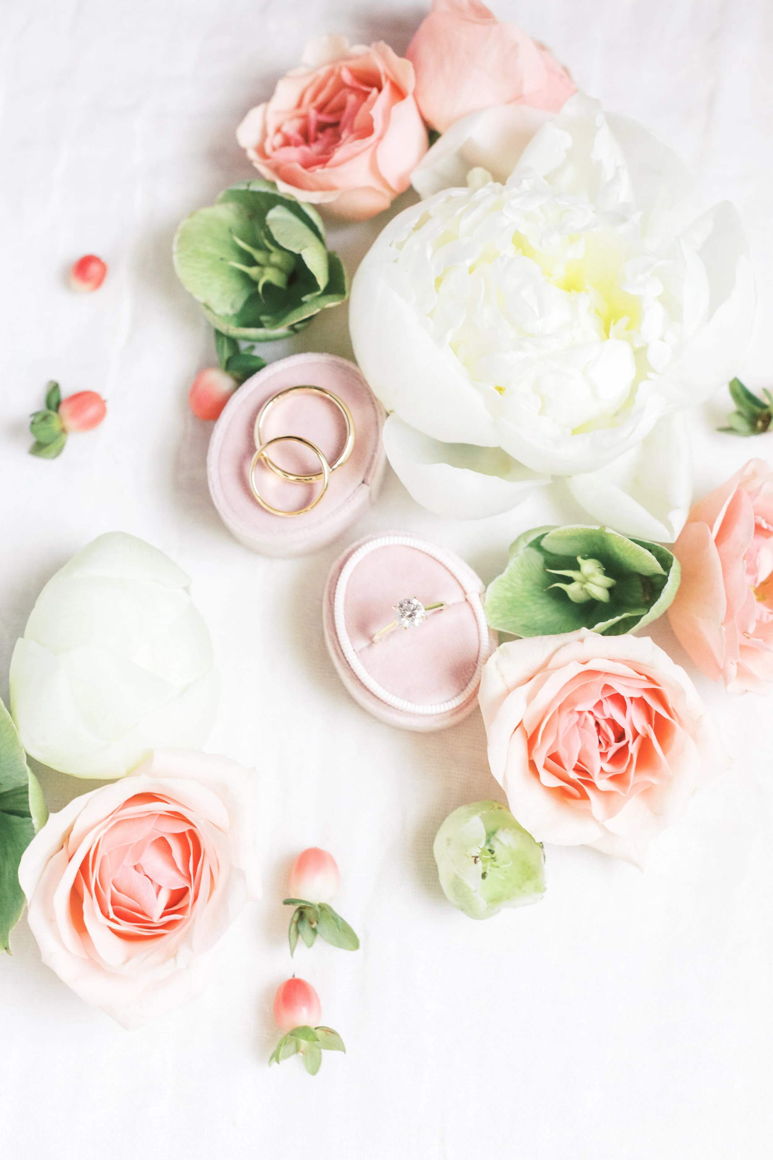 Stephanie+MartinMarried_Salt+Cedar201900082.jpg