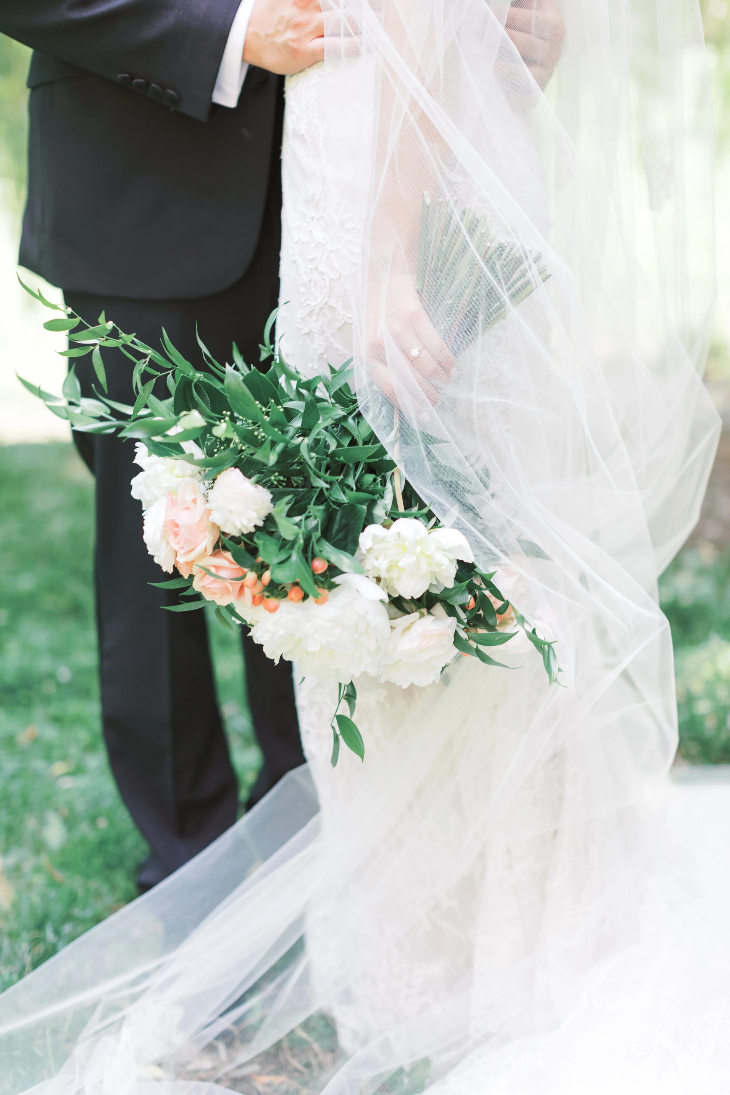 Stephanie+MartinMarried_Salt+Cedar201900401.jpg