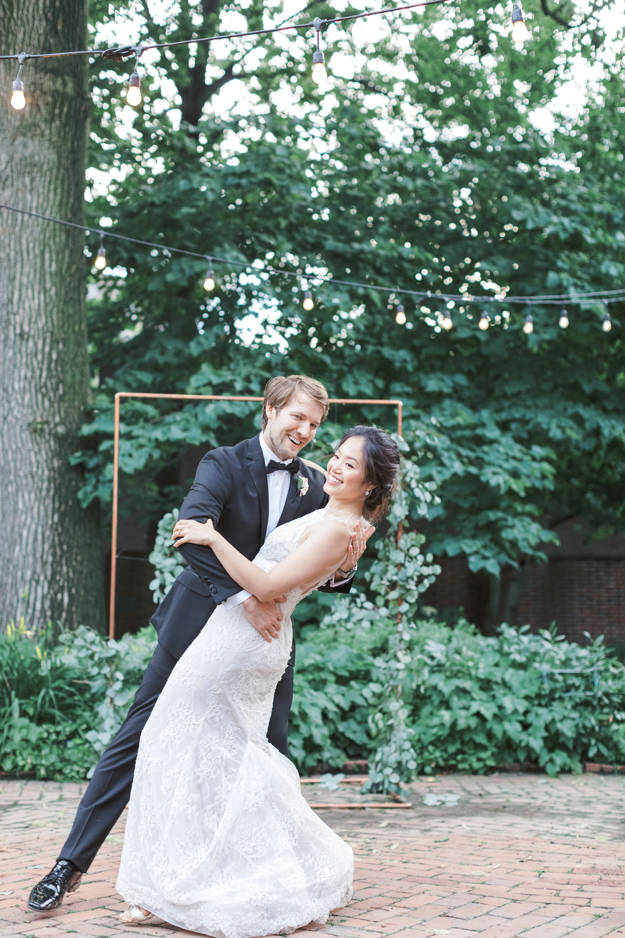 Stephanie+MartinMarried_Salt+Cedar201900888.jpg
