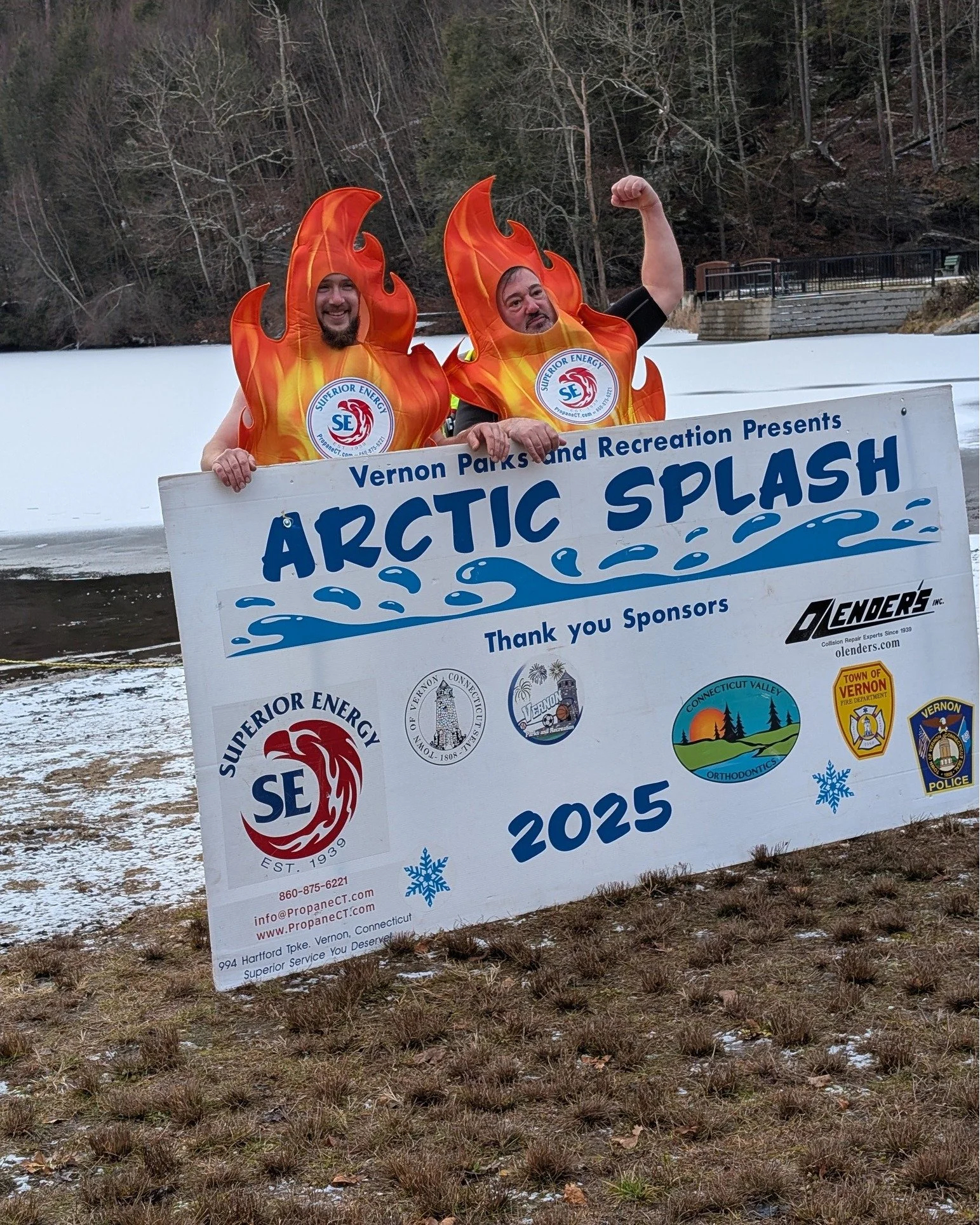 Congrats to all the brave souls who took the plunge @vernonparksandrec Arctic Splash 2025 this past Saturday, Dec. 6th! ❄️🏊&zwj;♂️ We&rsquo;re honored to have received the award for sponsoring the most summer camp scholarships this year. Supporting 