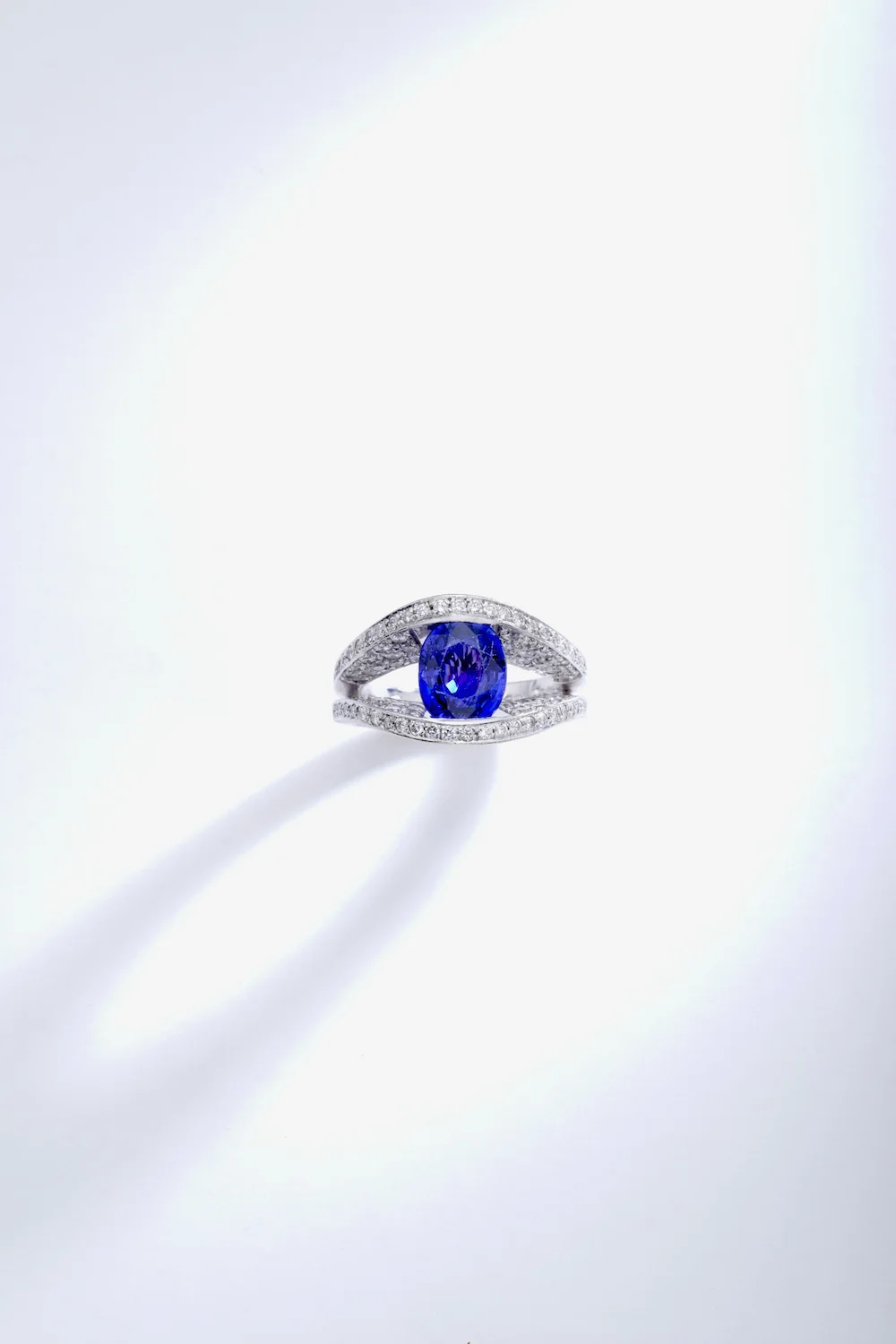 Iskenderian Ring Sapphire Diamond.jpg