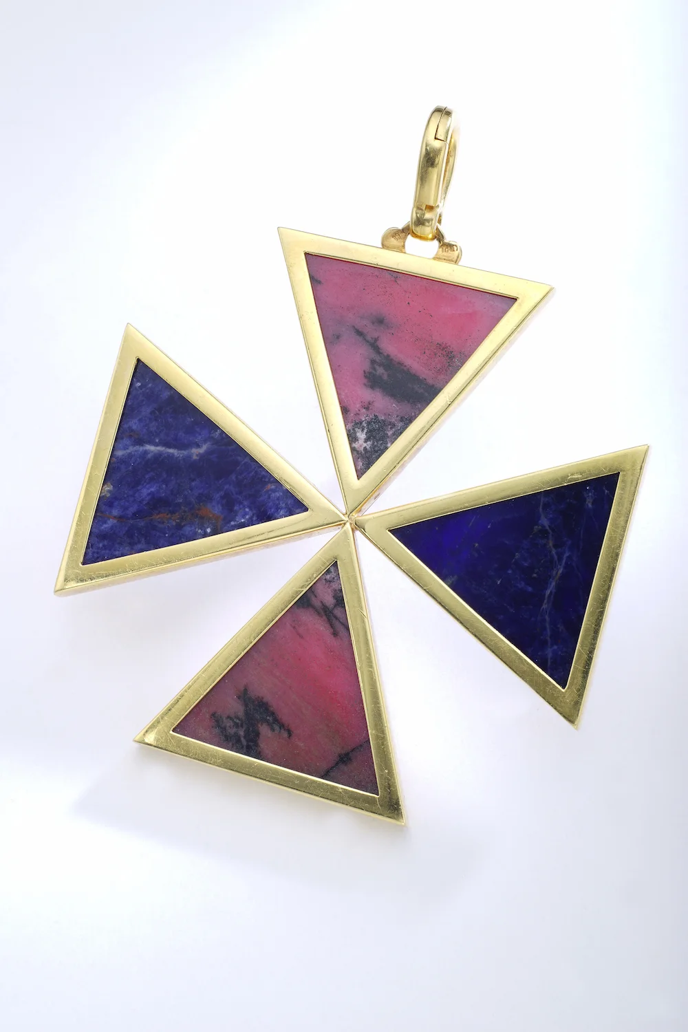 Iskenderian Pendant Cross Lapis Lazuli Gold B18290.jpeg