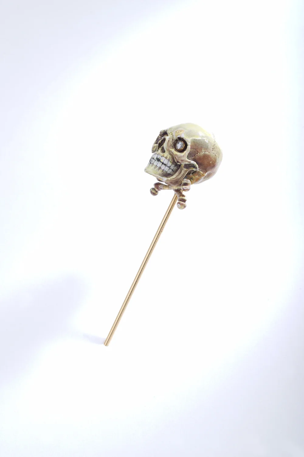 Iskenderian Pin Vanitas Rose cut Diamond Gold A15409.jpeg