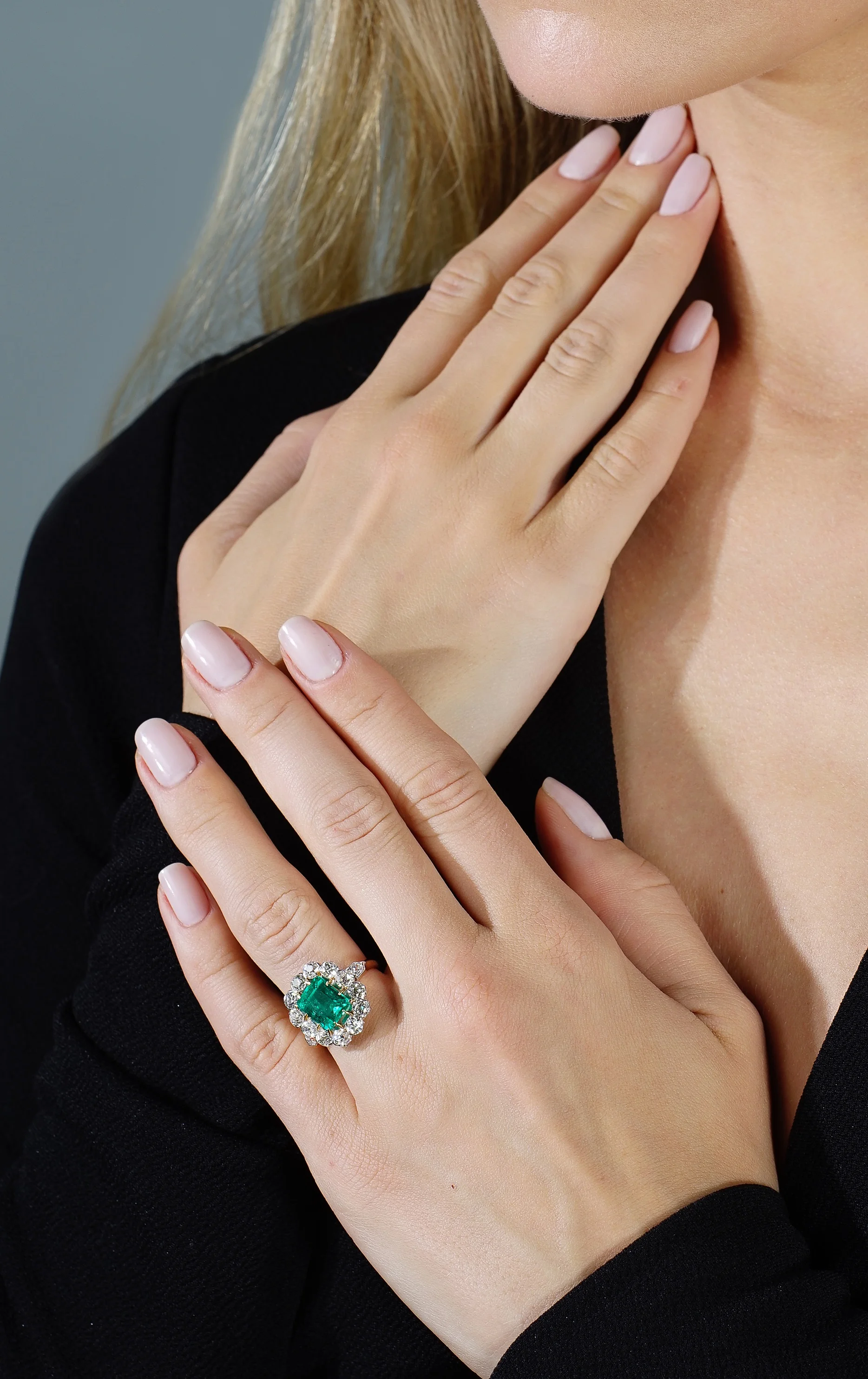 Iskenderian Ring Antique Colombian Emerald Diamond Platinum Gold.jpg