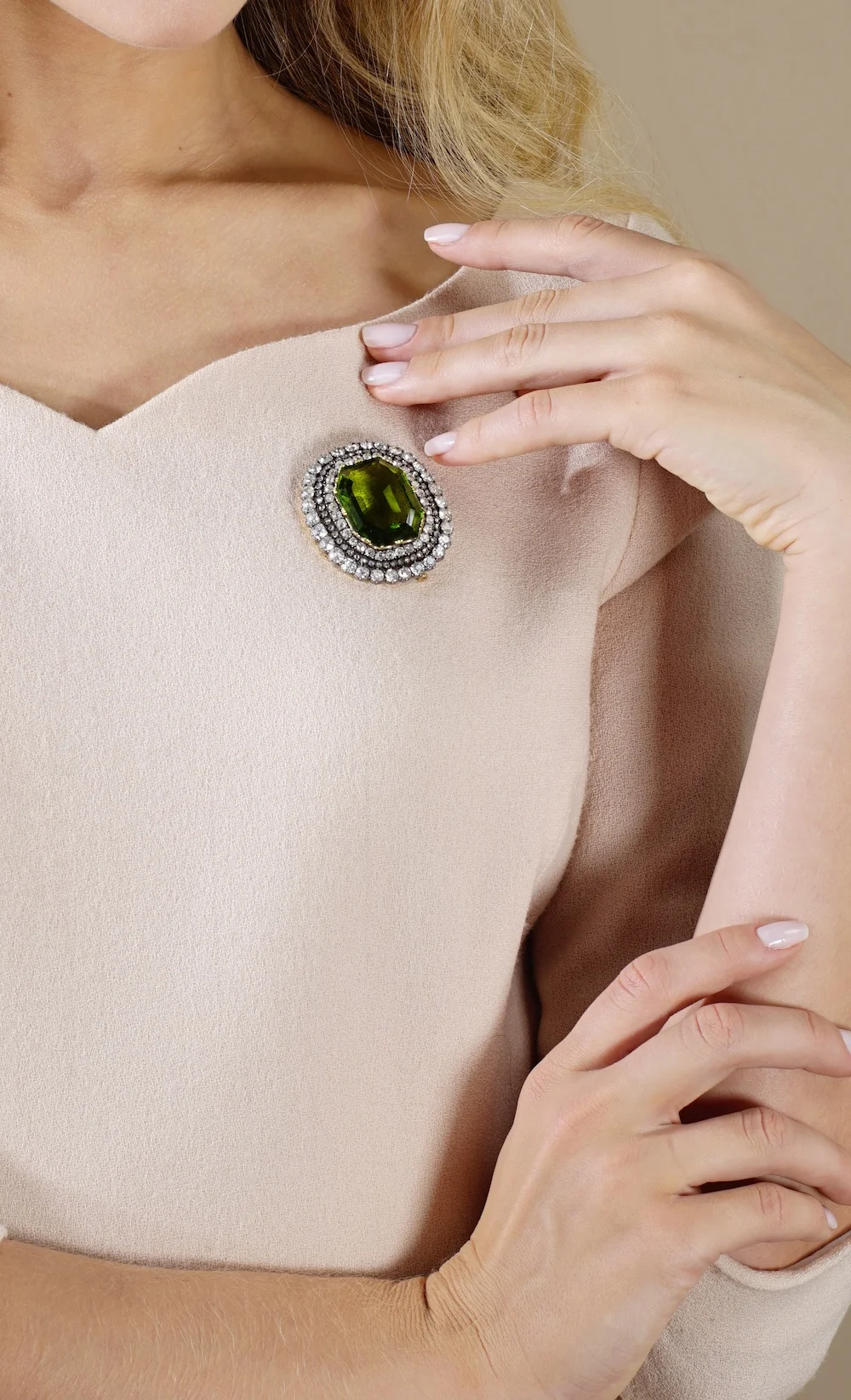 Iskenderian Brooch Peridot Diamond .jpg