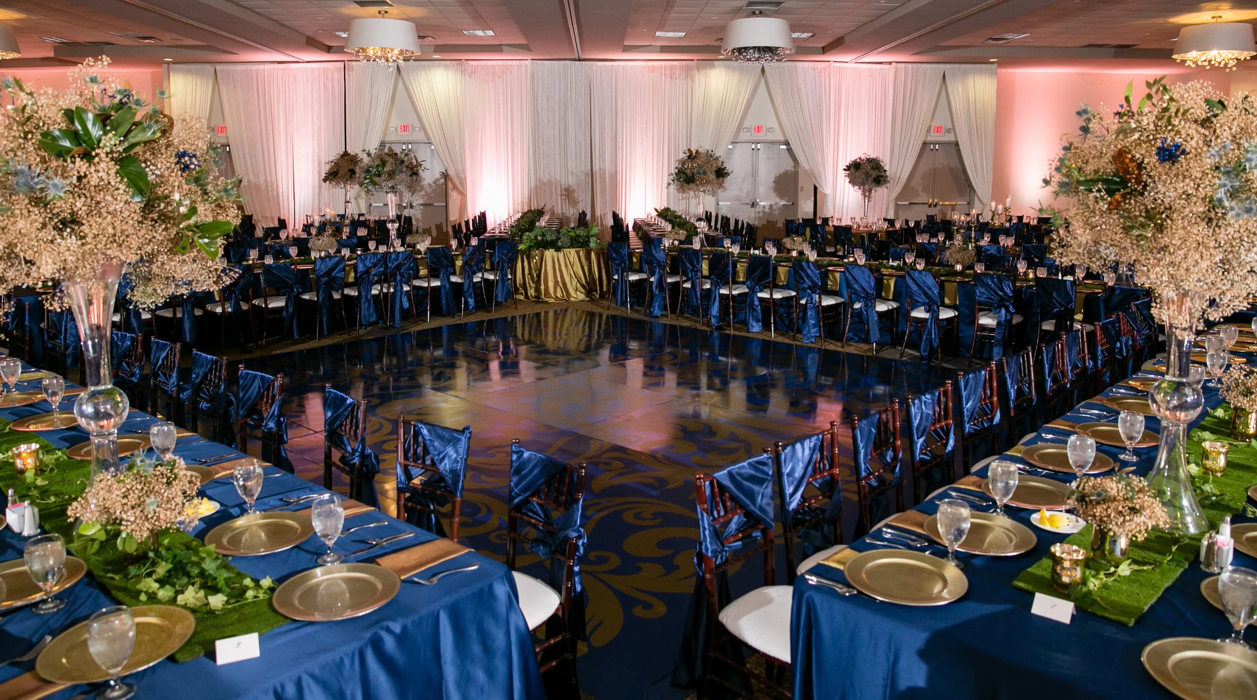 Gorgeous gold and sapphire tablescapes