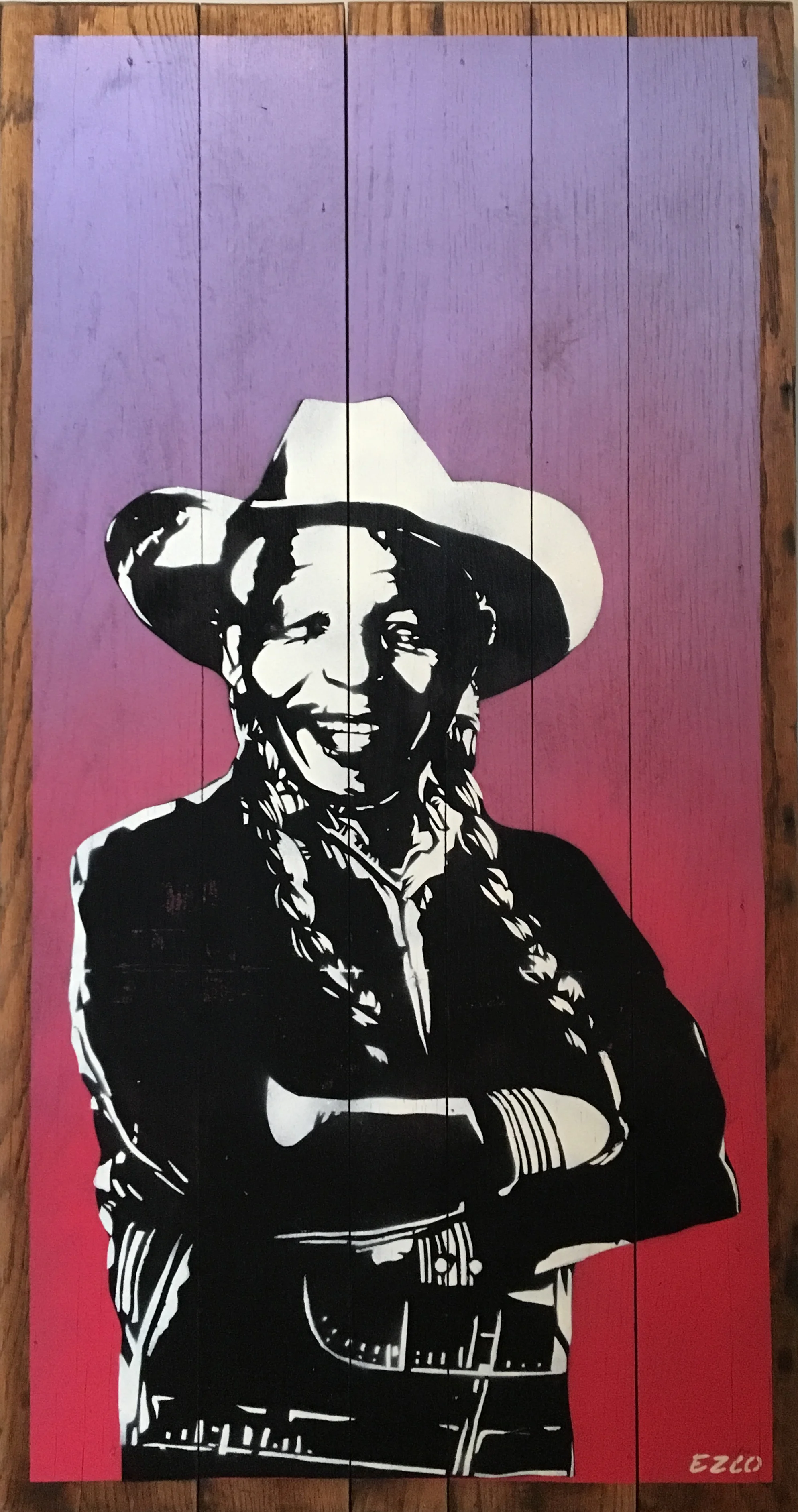 Willie on wood.jpg