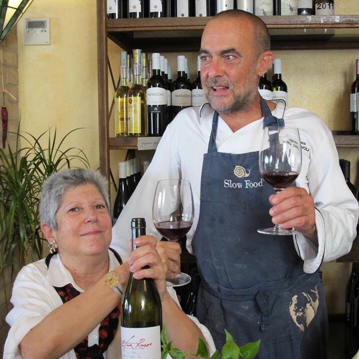 1-Make It Sicily Wine - 3.jpg