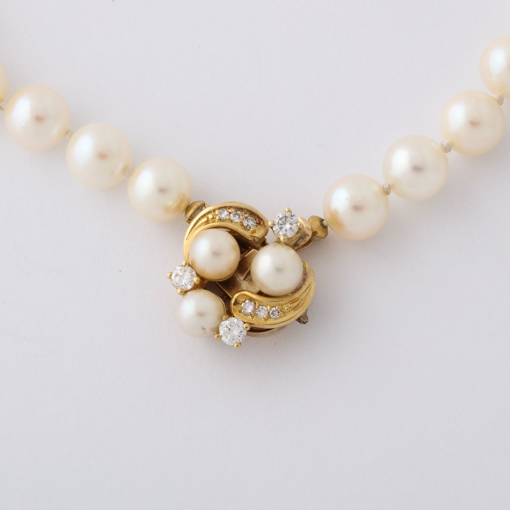 Modernist Pearl Necklace with 14k Gold, Diamond and Pearl Clasp — High  Style Deco