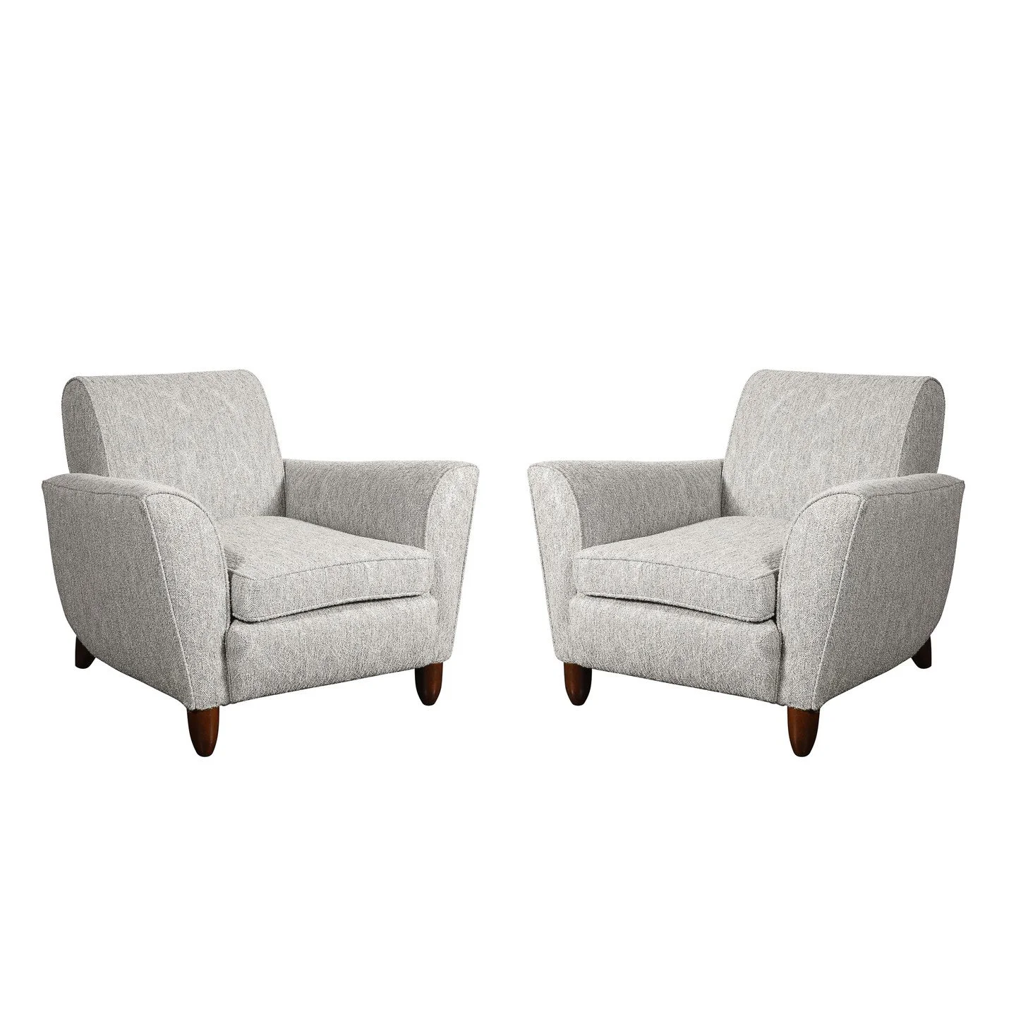 Mid-Century Hand-Rubbed Walnut &amp; Holly Hunt Geo Mohair Club Chairs by James Mont

American, Circa 1950

Dimensions:

Height: 30 in (76.2 cm) x Width: 34.5 in (87.63 cm) x Depth: 37 in (93.98 cm)

Seat Height: 16 in (40.64 cm)
.
.
.
.
.
#antiquefu