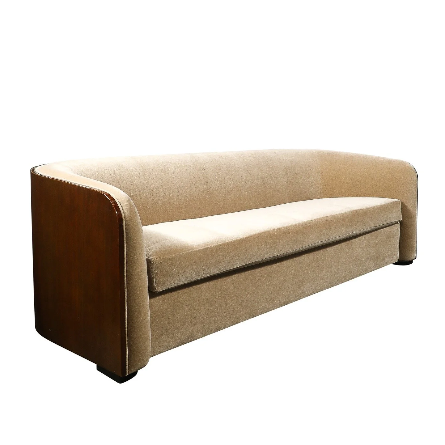 Rare Mid-Century Curved Back Sofa in Book-Matched Walnut signed Karl Springer

American, Circa 1980

Dimensions: 

Height: 30 in (76.2 cm) x Width: 96 in (243.84 cm) x Depth: 36 in (91.44 cm)

Seat Height: 18.5 in (46.99 cm)

Creator: Karl Springer (