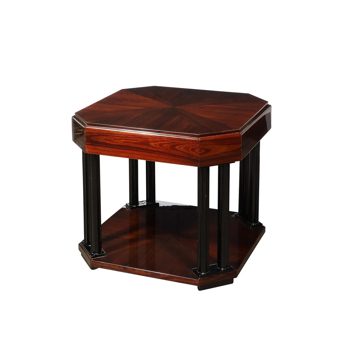 Art Deco Book-Matched Rosewood Occasional Table w/ Secret Button Drawers

France, Circa 1940

Dimensions: 

Height: 22.5 in (57.15 cm) x Width: 25.25 in (64.14 cm) x Depth: 25.25 in (64.14 cm)
.
.
.
.
.
#luxurydeco 
#artdeco 
#vintagefurniture 
#secr