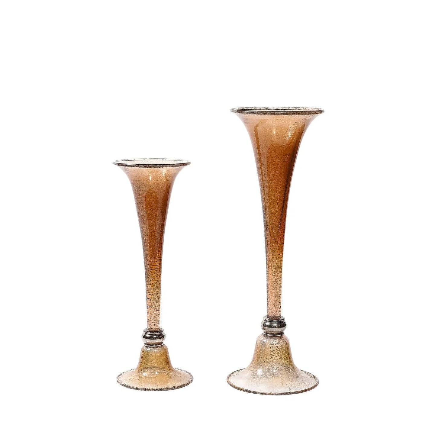 Staggered Hand-Blown Smoked Bronze Murano Glass Vases by Seguso Vetri D'Arte

Italy, Circa 1970

Dimensions:

Large: Height: 25.5" x Diameter: 10"

Small: Height: 20.5" x Diameter: 7"

Creator: Seguso Vetri d'Arte (Maker)
.
.
.
.
