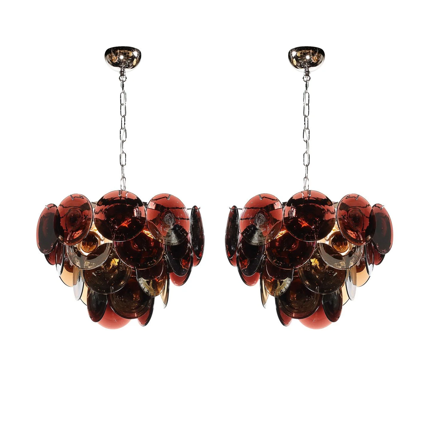 Pair of Mid-Century Hand-Blown Murano Glass Disc Chandeliers in Smoked Tortoise

Italy, Circa 1980

Dimensions: 

Overall Height: 33 in (83.82 cm) x Diameter: 21 in (53.34 cm)

Body Height: 14"
.
.
.
.
.
#vintagemurano
#muranochandelier
#luxuryl