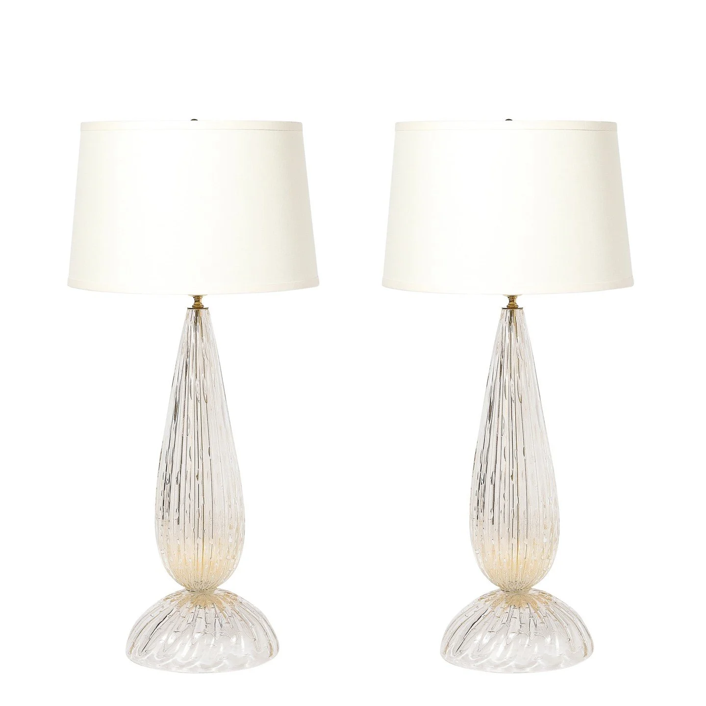 Modernist Handblown Murano Table Lamps in Glass and Brass, 24-karat Gold Flecks

Italy, 21st century

Dimensions: 

Height: 34.25 in (87 cm) x Diameter: 20 in (50.8 cm)
.
.
.
.
.
#muranoglass
#muranotablelamps
#interiordecoration
#interiordesigners