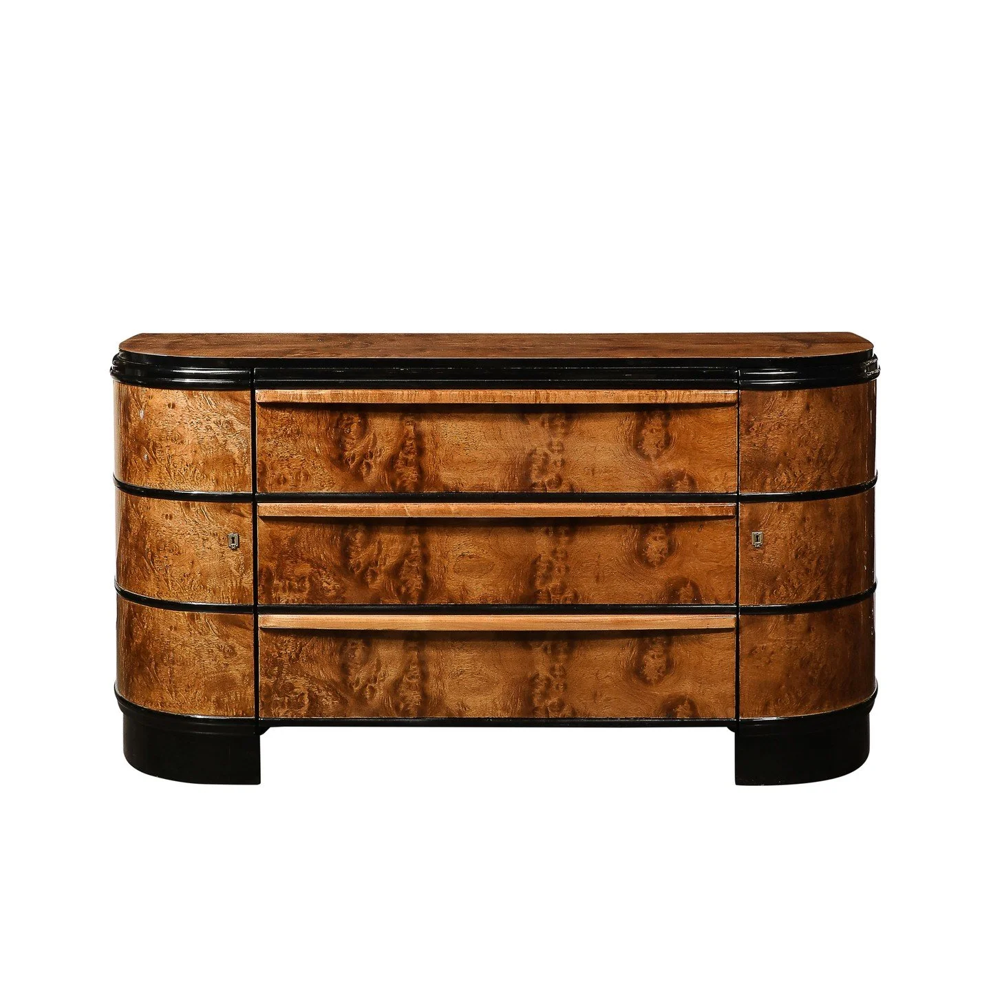 Art Deco Bookmatched &amp; Burled Elm &amp; Black Lacquer Sideboard by Donald Deskey

American, Circa 1935

Dimensions: 

Height: 35.25 in (89.54 cm) x Width: 66 in (167.64 cm) x Depth: 20.5 in (52.07 cm)

Creator: Donald Deskey (Maker)
.
.
.
.
#dona