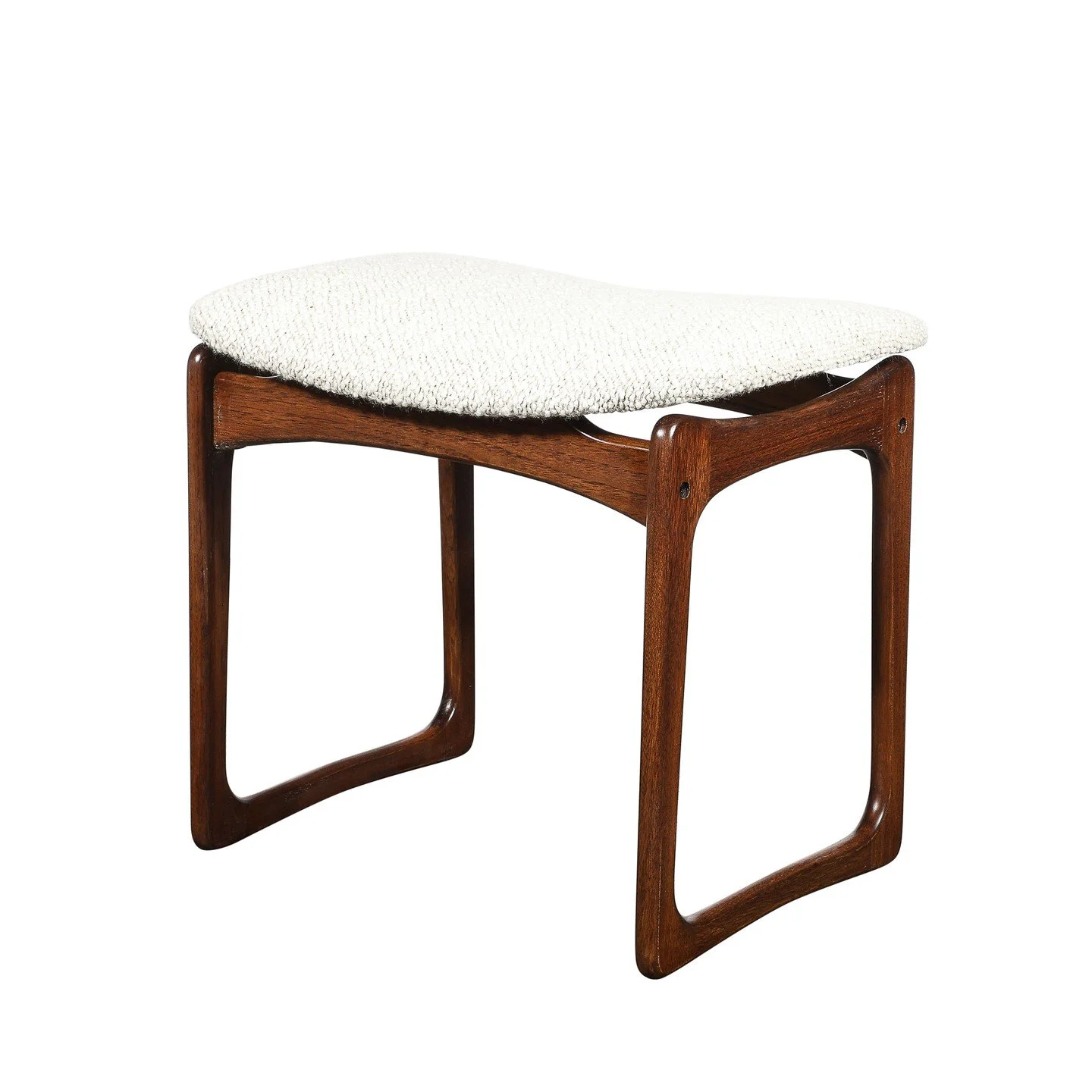 Mid-Century Sculptural Walnut Stool in Holly Hunt Boucl&eacute; Vamdrup Stolefabrik

Denmark, Circa 1960

Dimensions: 

Height: 18.75 in (47.63 cm) x Width: 21 in (53.34 cm) x Depth: 16 in (40.64 cm)

Seat Height: 18.75 in (47.63 cm)
.
.
.
.
.
#vinta