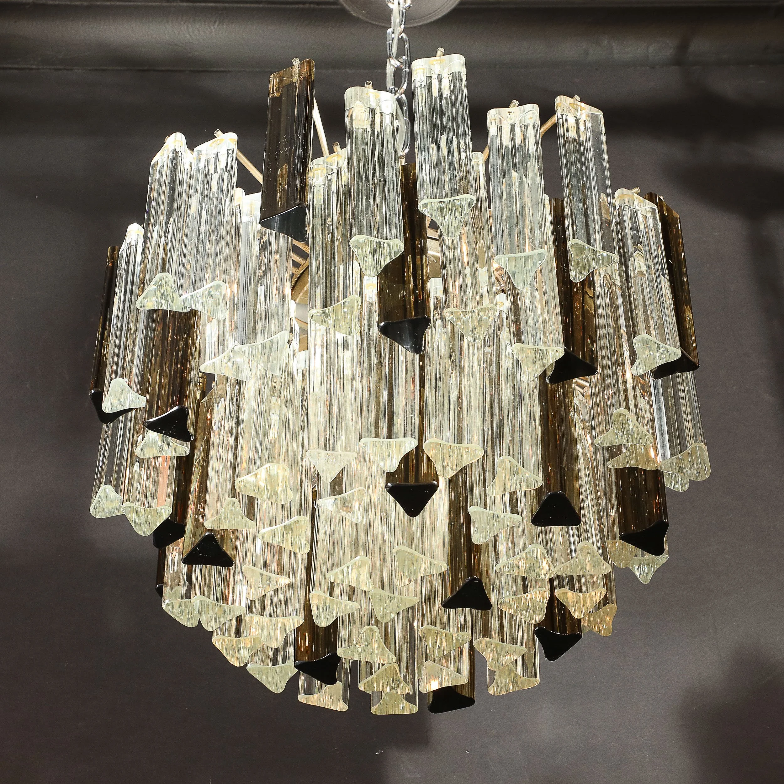 Mid-Century Modernist Hand-Blown Murano Mixed Glass Camer Triedre Chandelier — image 9