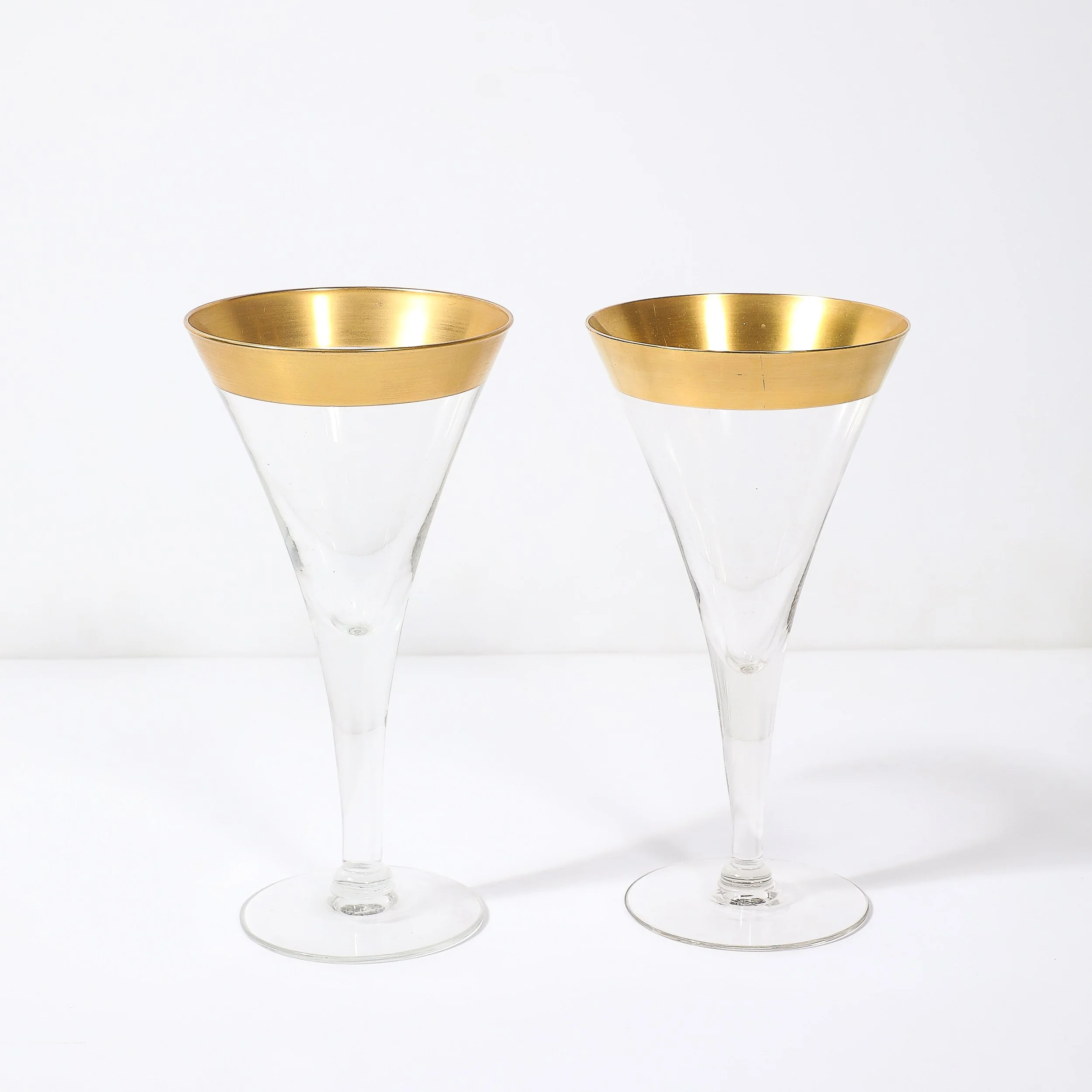 Set of 12 Mid-Century Modernist Gilt Rimmed Water Glasses By Dorothy Thorpe — image 11