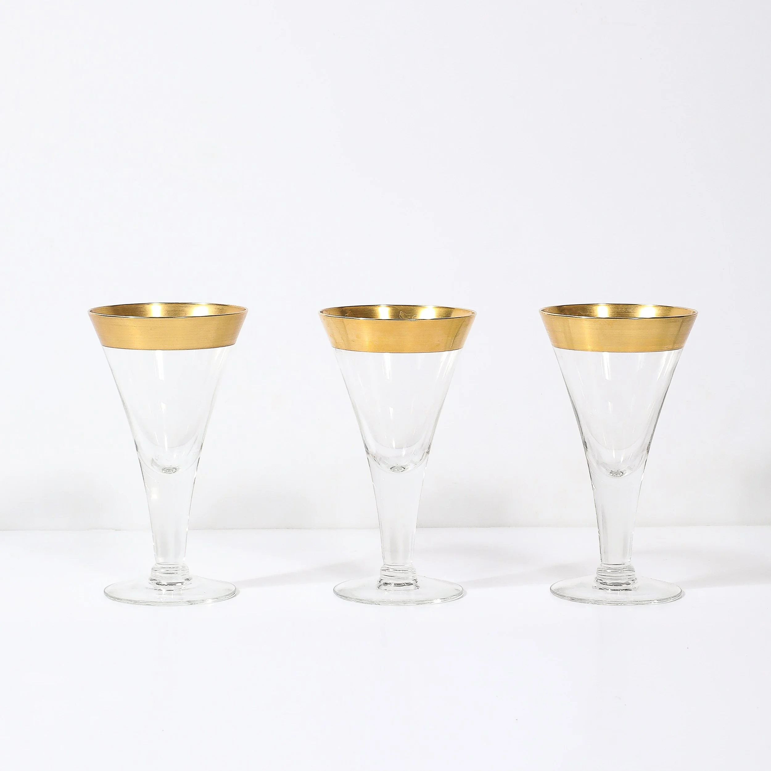Set of 6 Mid-Century Modernist Gilt Rimmed Wine Glasses By Dorothy Thorpe — image 5