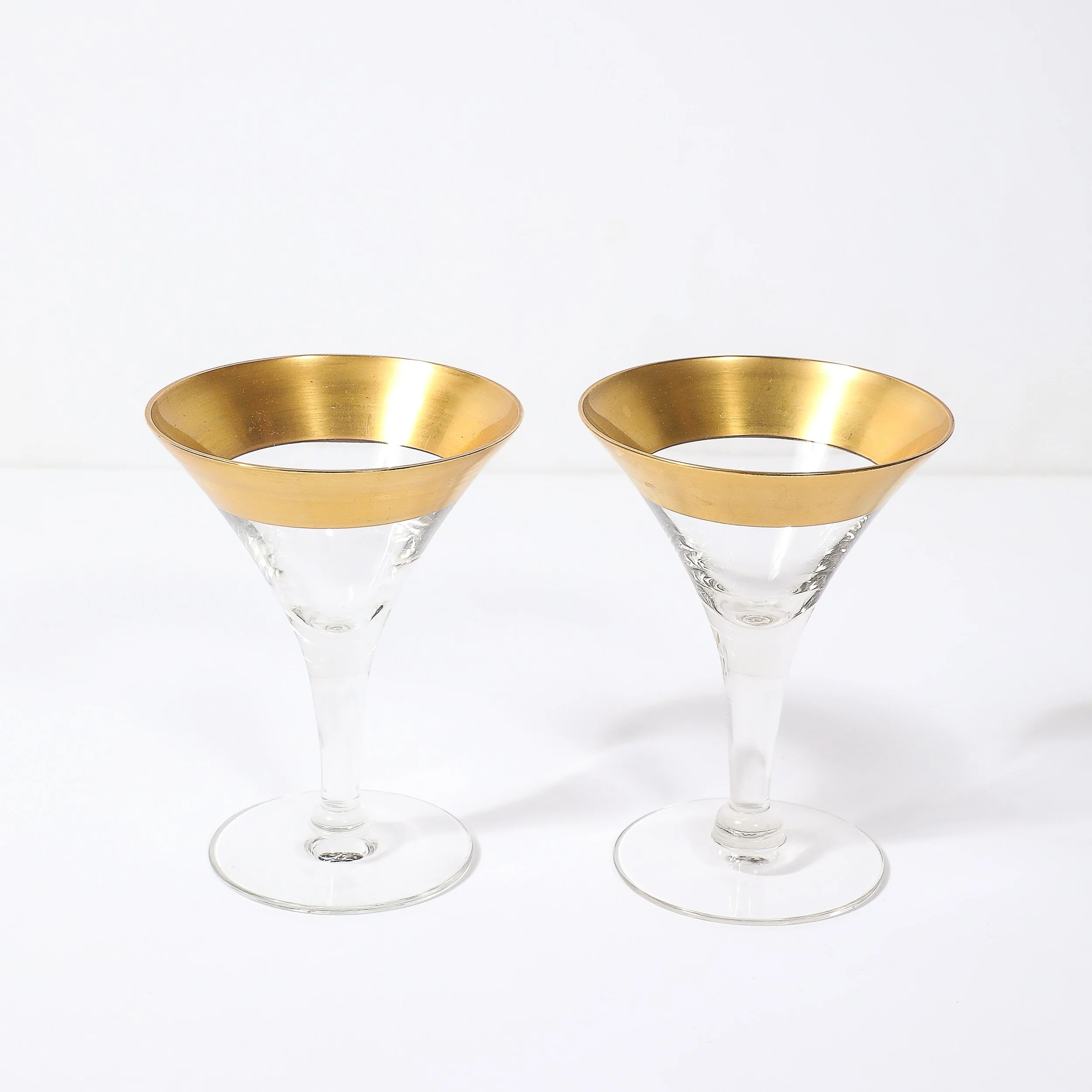 Set of 12 Mid-Century Modernist Gilt Rimmed Coupe Glasses By Dorothy Thorpe — image 6