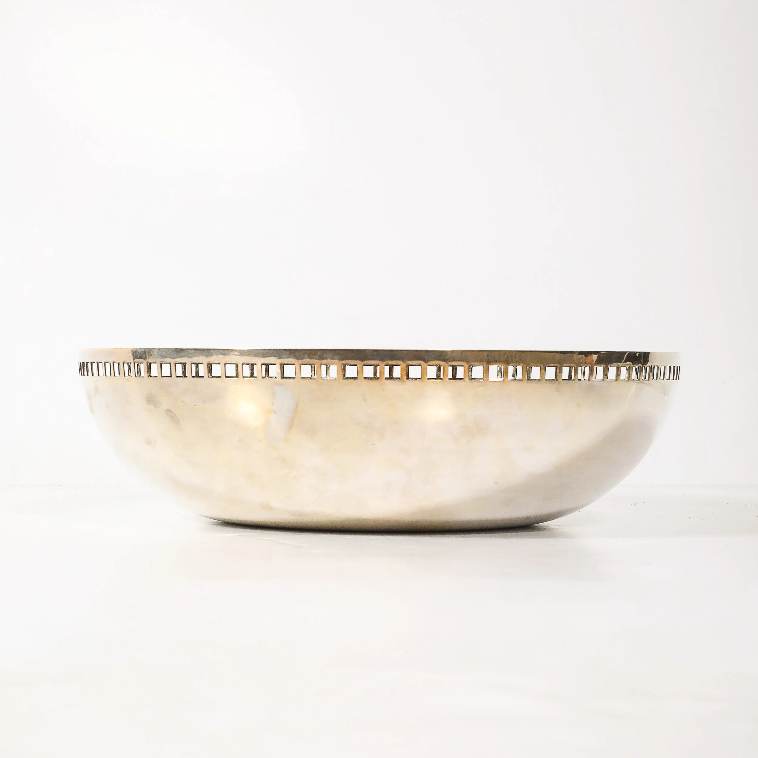 Modern Richard Meier Silver-Plate Architectural Skyscraper Bowl For Swid Powell — image 3