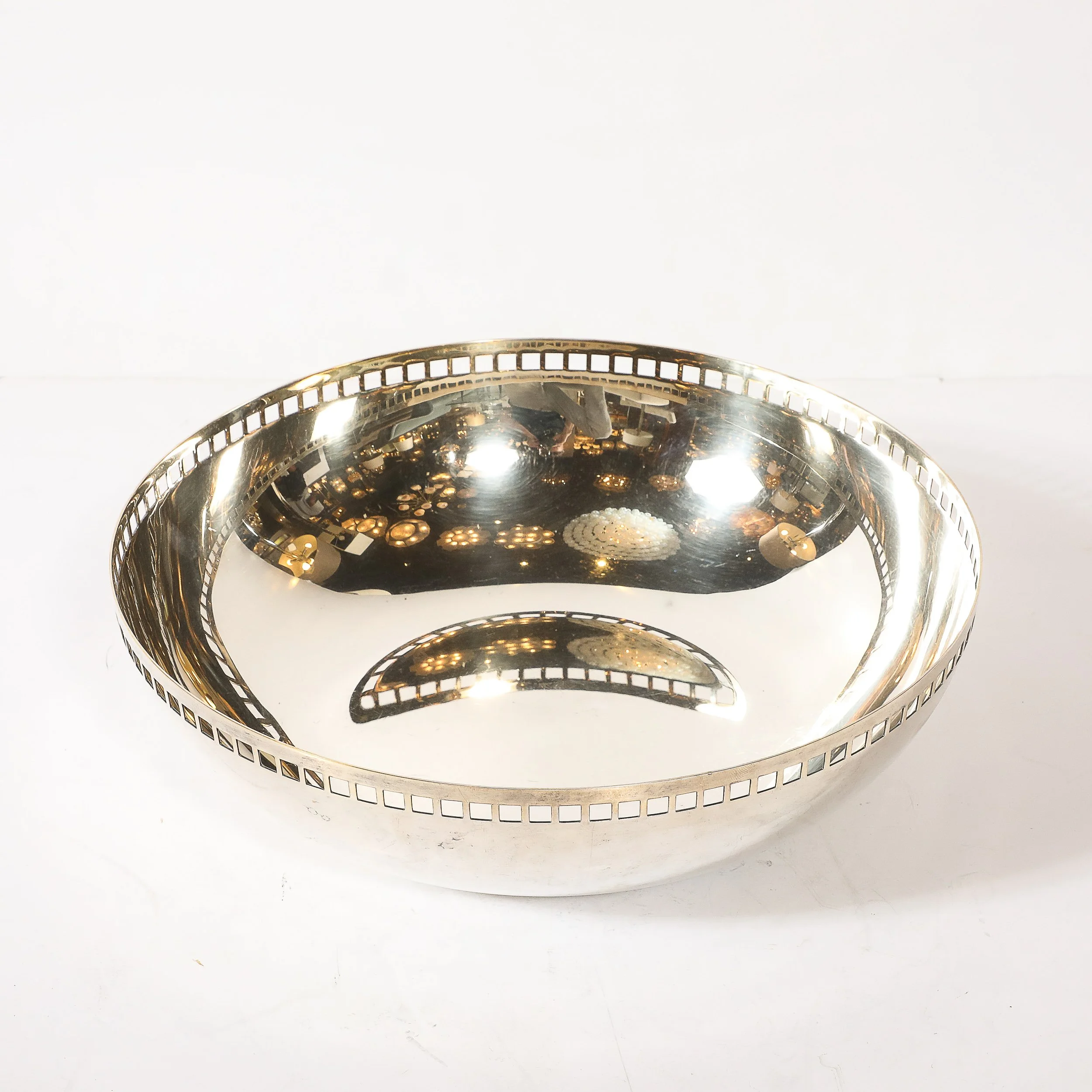 Modern Richard Meier Silver-Plate Architectural Skyscraper Bowl For Swid Powell — image 7