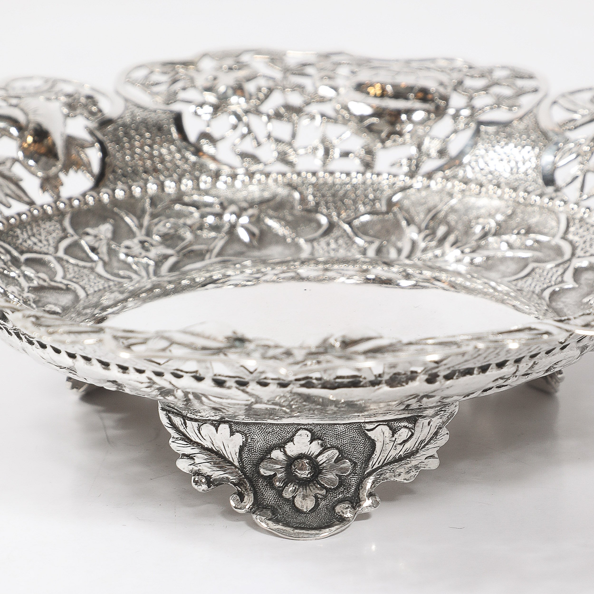 Aesthetic Movement Sterling Repouse Flora & Fauna Dish signed Pau Kuang — image 10