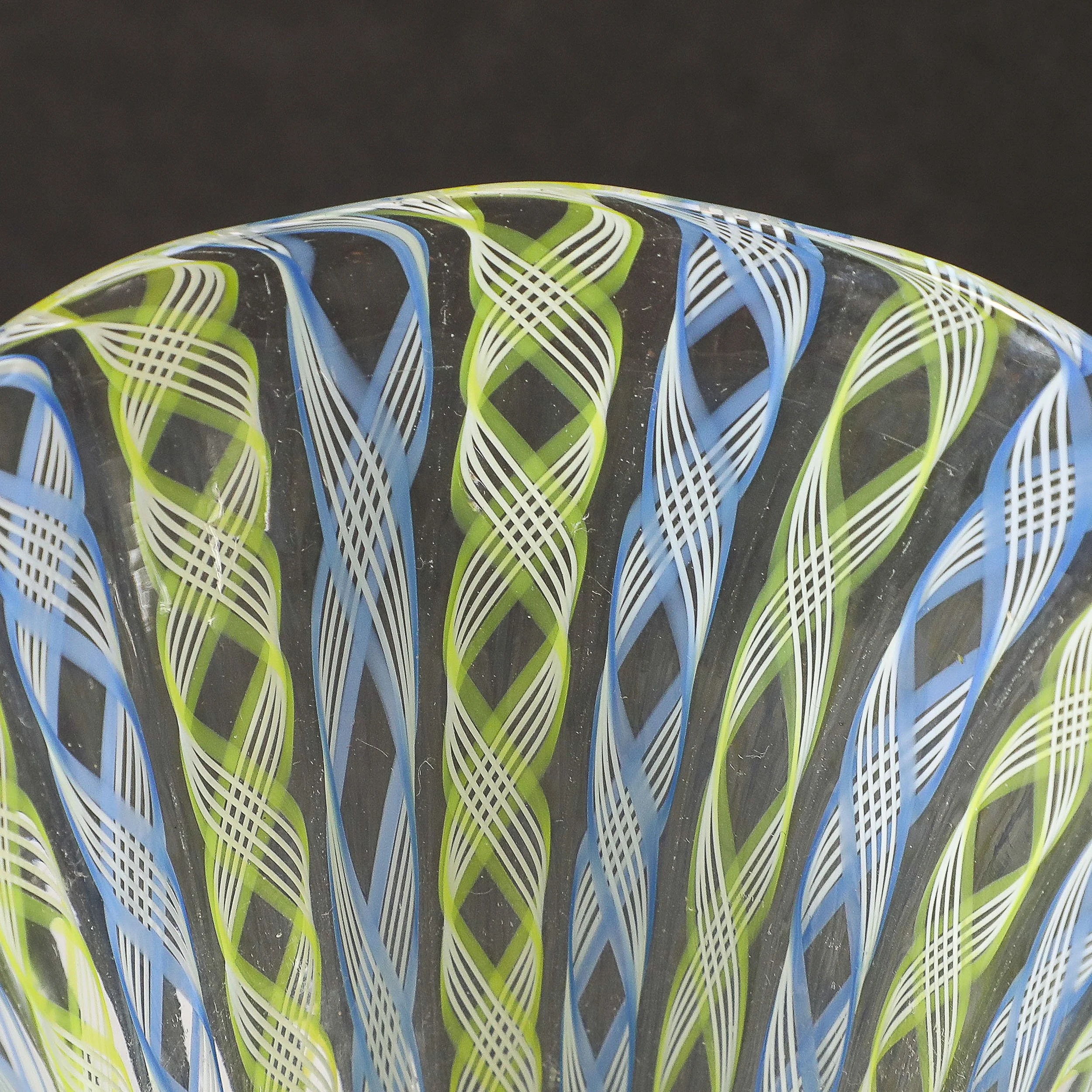 Set of 8 Hand-Blown Murano Latticino Blue & Chartreuse Wine Glasses W/ 24K Gold — image 2