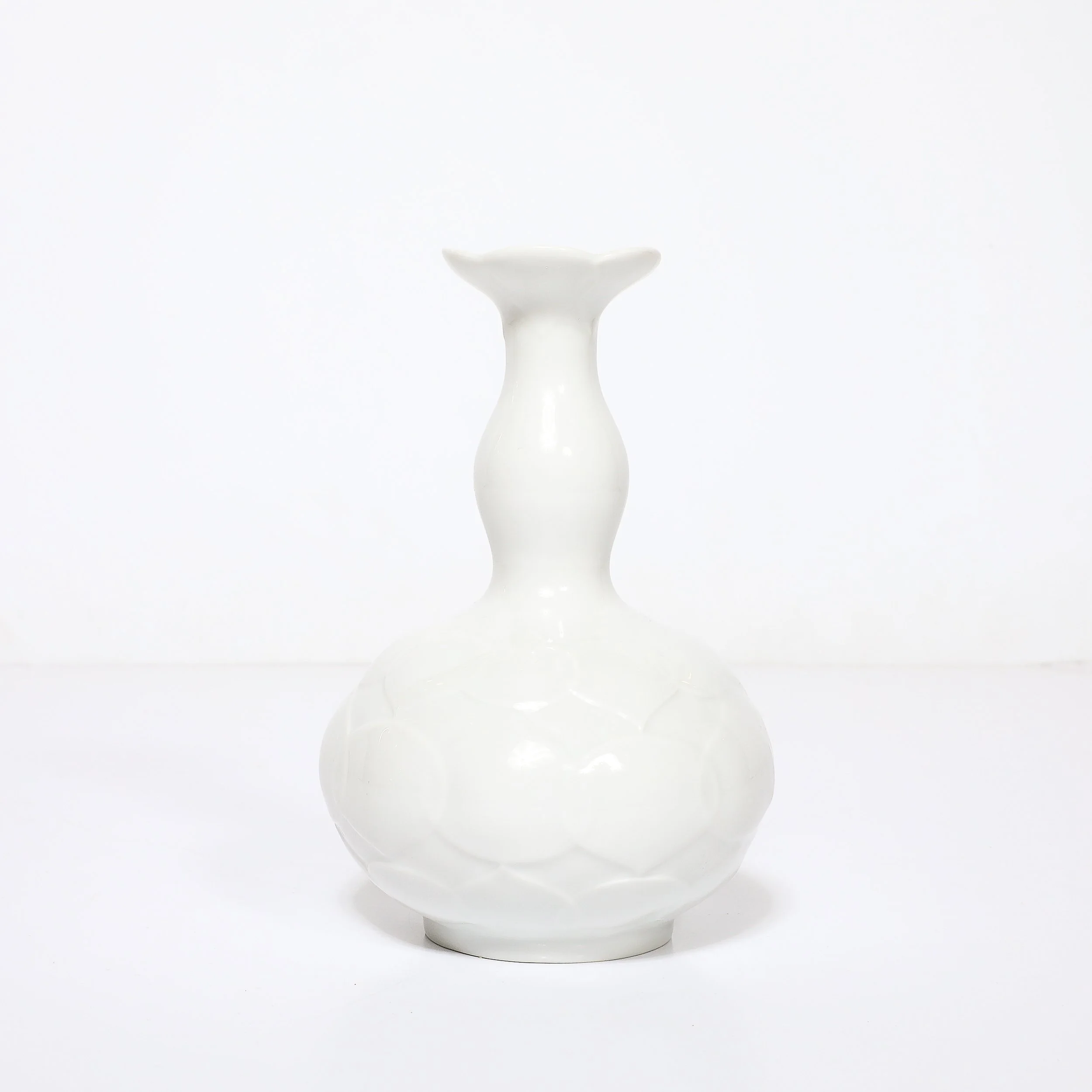 Mid-Century Stylized White Lotus Form Flower Porcelain Vase by Meissen — image 6
