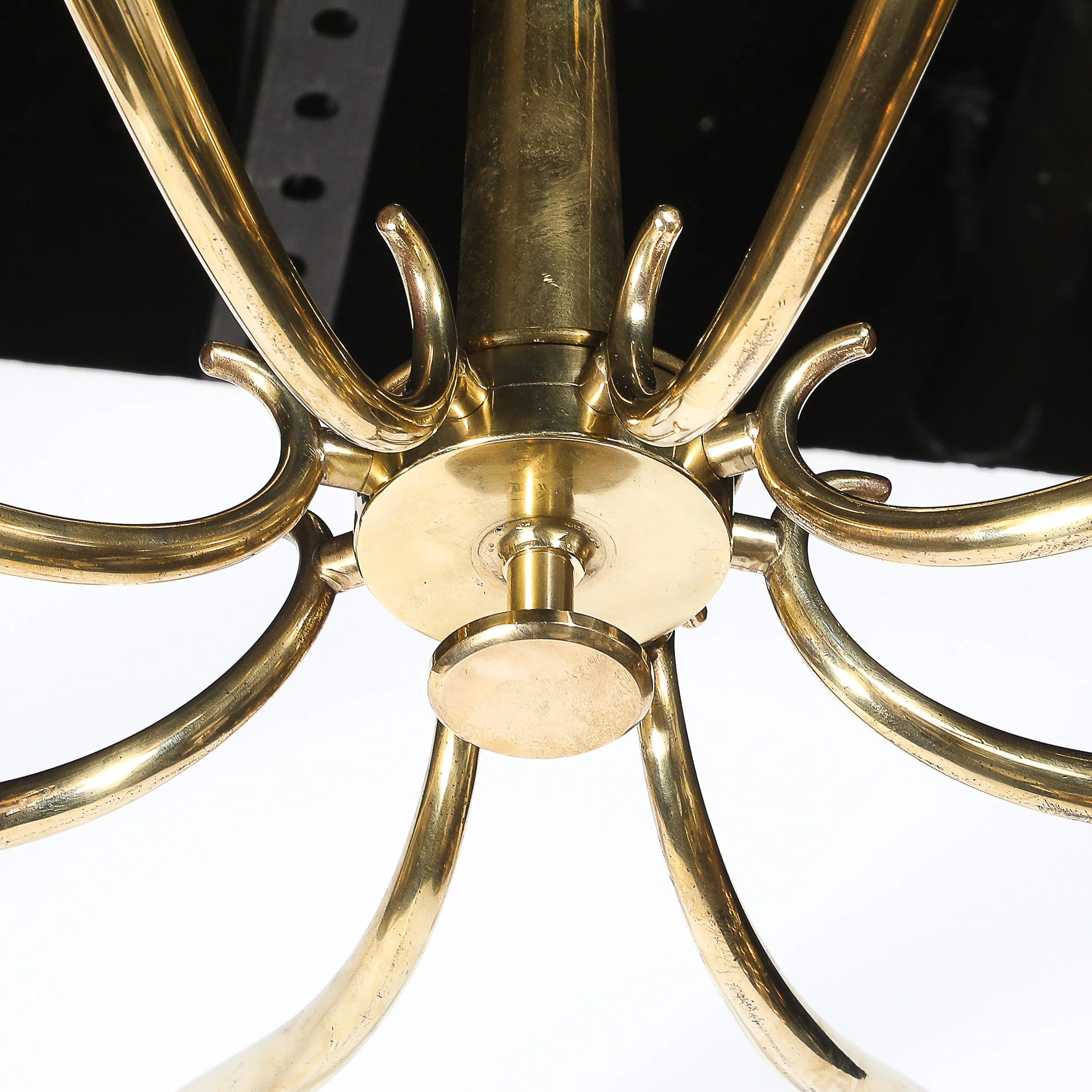 Mid-Century Polished Brass 8-Arm Sculptural Chandelier by Oscar Torlasco — image 8