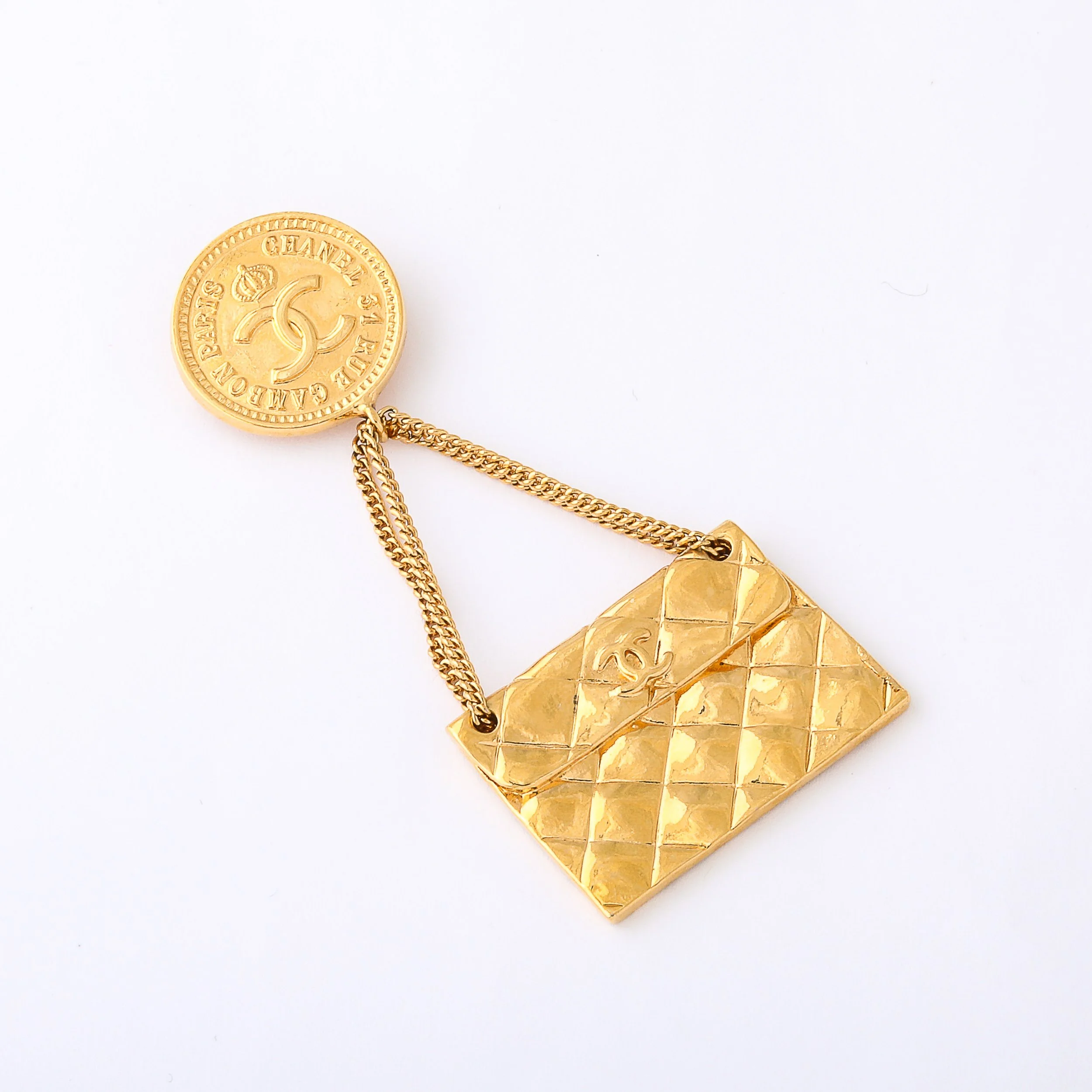 Vintage Chanel Gold-Plated Rue Cambon Quilted Bag Brooch offered by High Style Deco — image 8