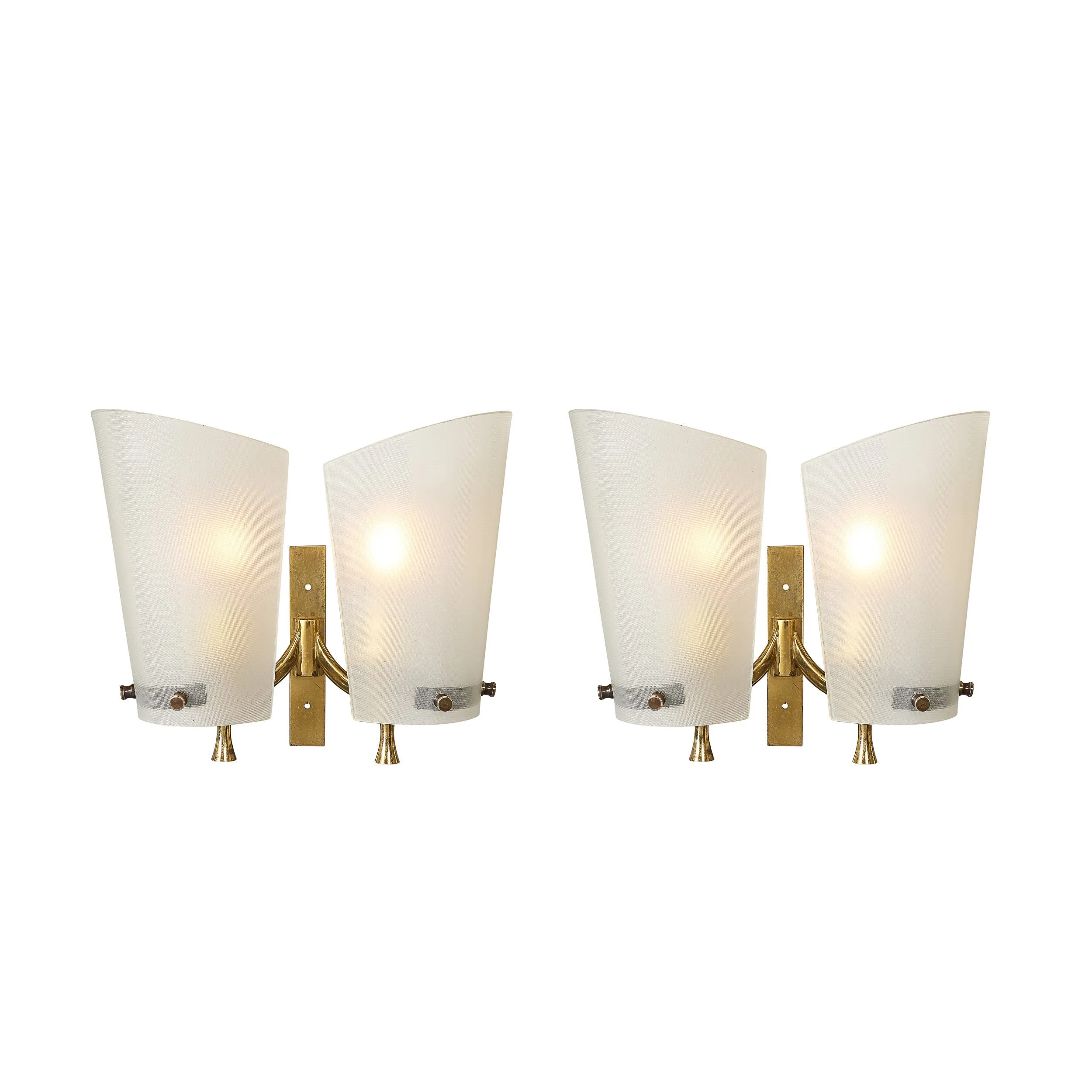 Pair of Italian Mid-Century Double Shaded Textured Glass &amp; Brass Wall Sconces

Italy, circa 1960

Dimensions:

Height: 9 in (22.86 cm) x Width: 10.25 in (26.04 cm) x Depth: 5 in (12.7 cm)
.
.
.
#midcenturylighting #vintagelighting #interiordesign