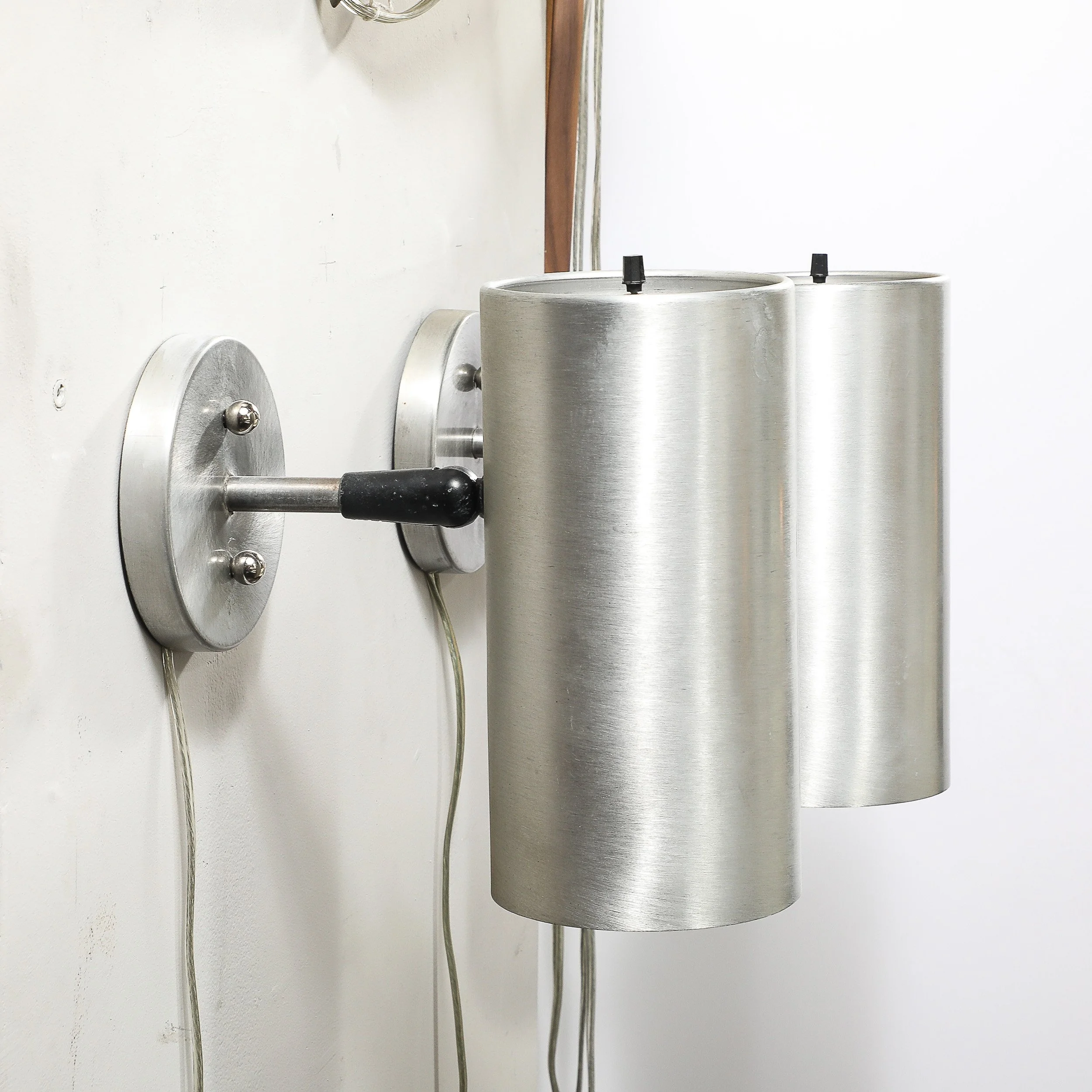 Mid-Century Modernist Brushed Aluminum Cylindrical Sconces by Lightolier - High Style Deco 8.jpg