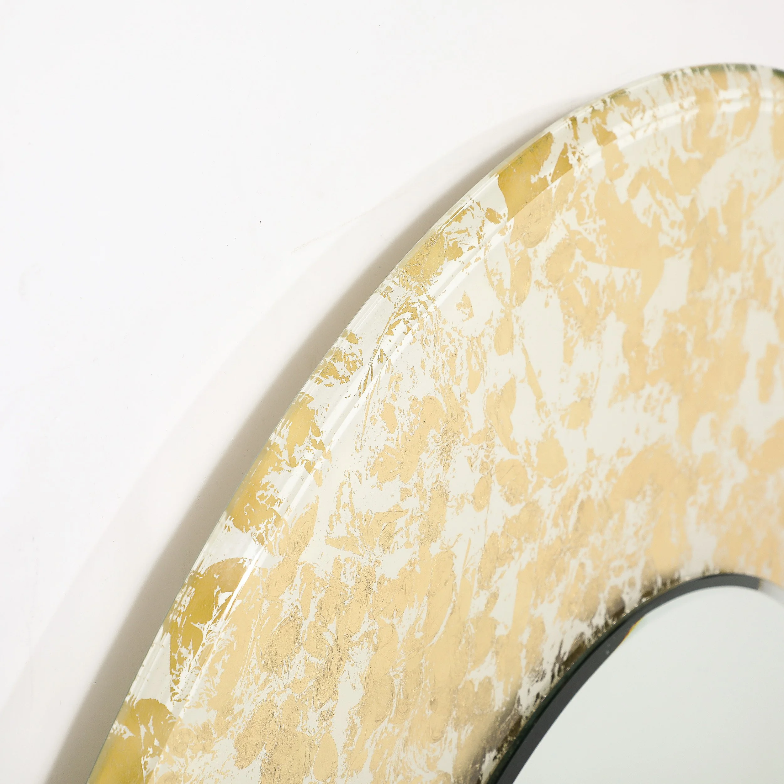 Mid-Century Modernist Round 24 Karat Gold Leaf Illuminated Murano Glass Mirror - High Style Deco 10.jpg