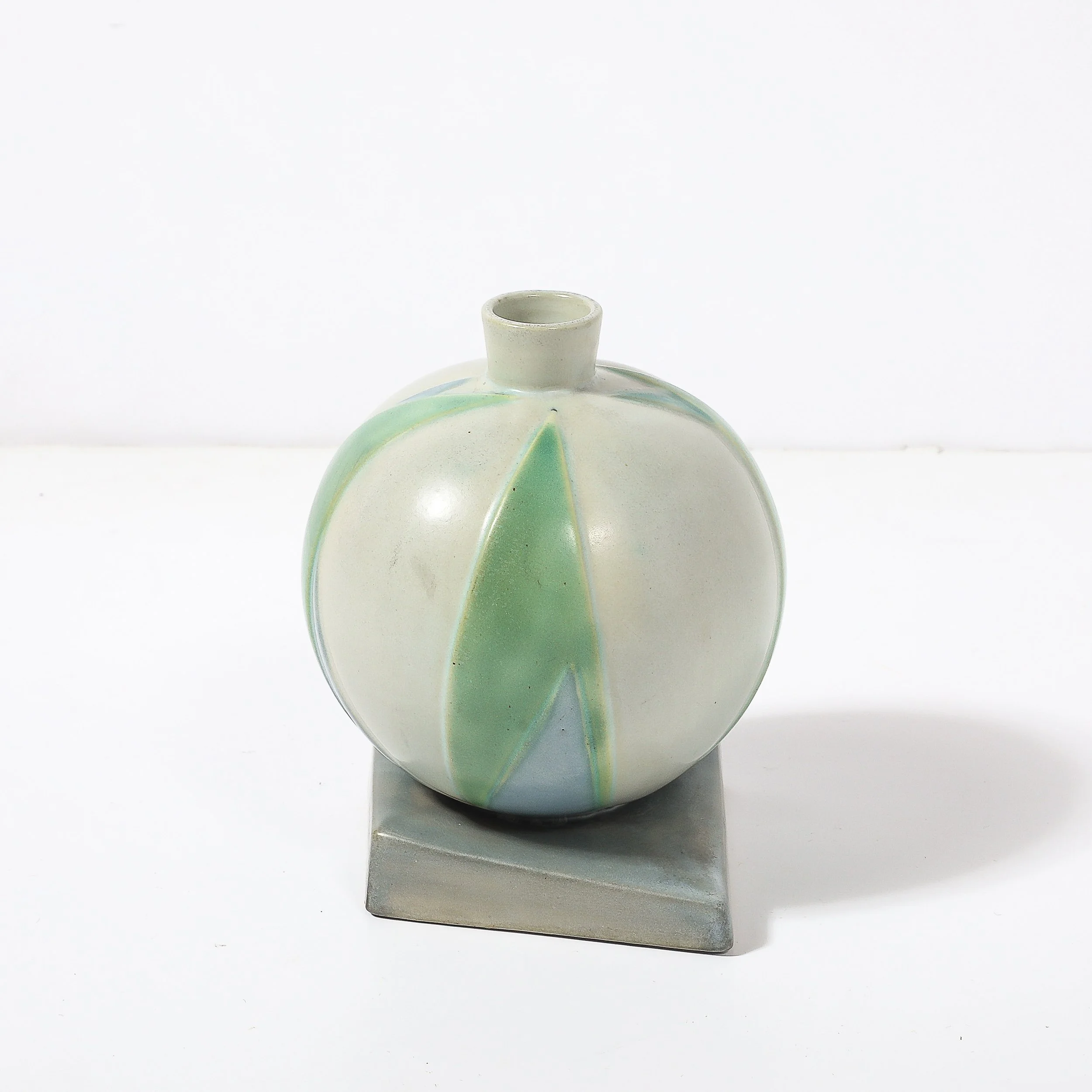 Art Deco Roseville Futura Ceramic Vase with Bamboo Leaf Design by Frank Ferrell - High Style Deco 9.jpg