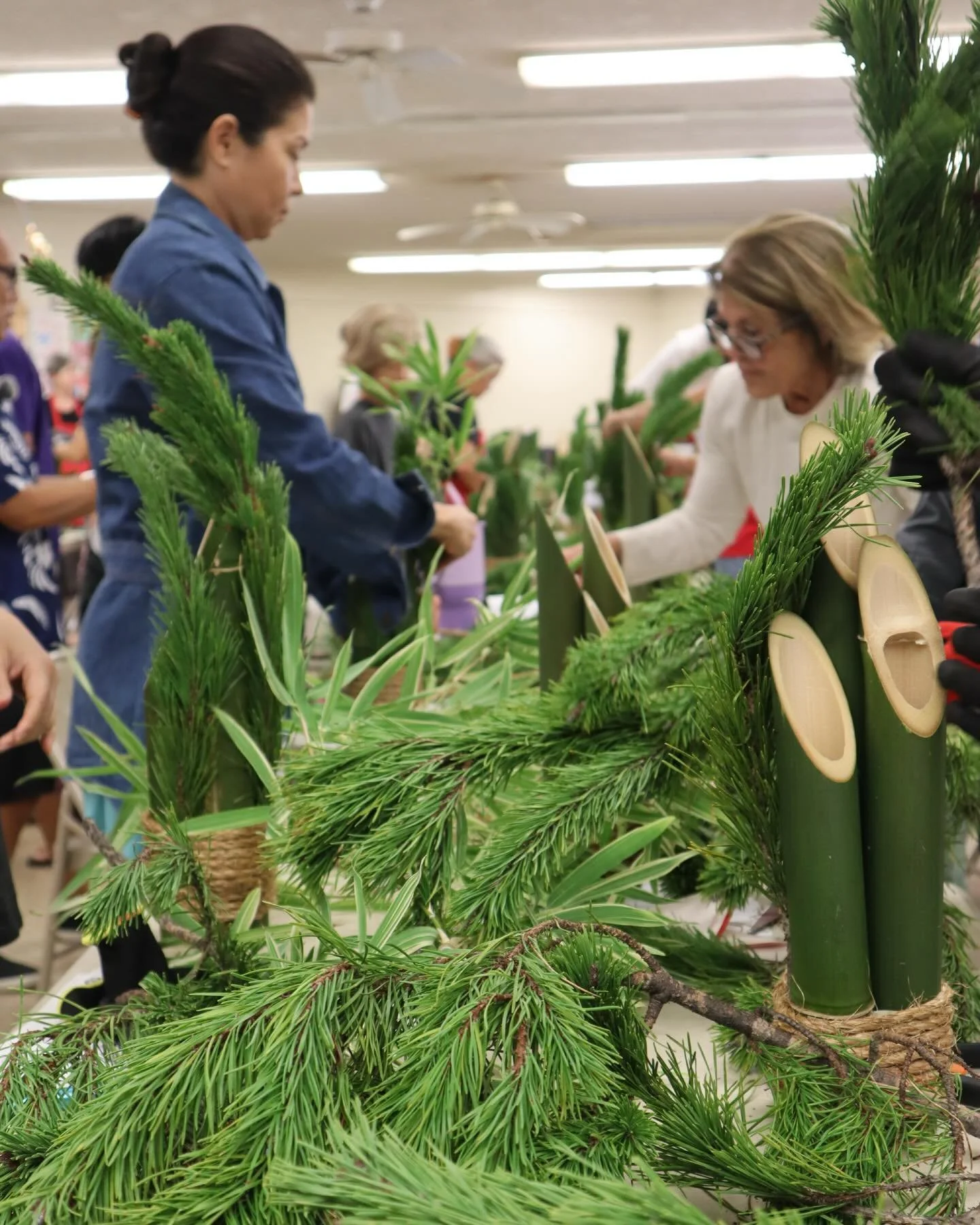 That&rsquo;s a wrap on our 2025 Kadomatsu class!🎍
Huge thanks to all the students and volunteers who made it happen&mdash;and for bringing such great energy. Special shoutout goes to our instructor Merle G. (who taught our first kadomatsu workshop i