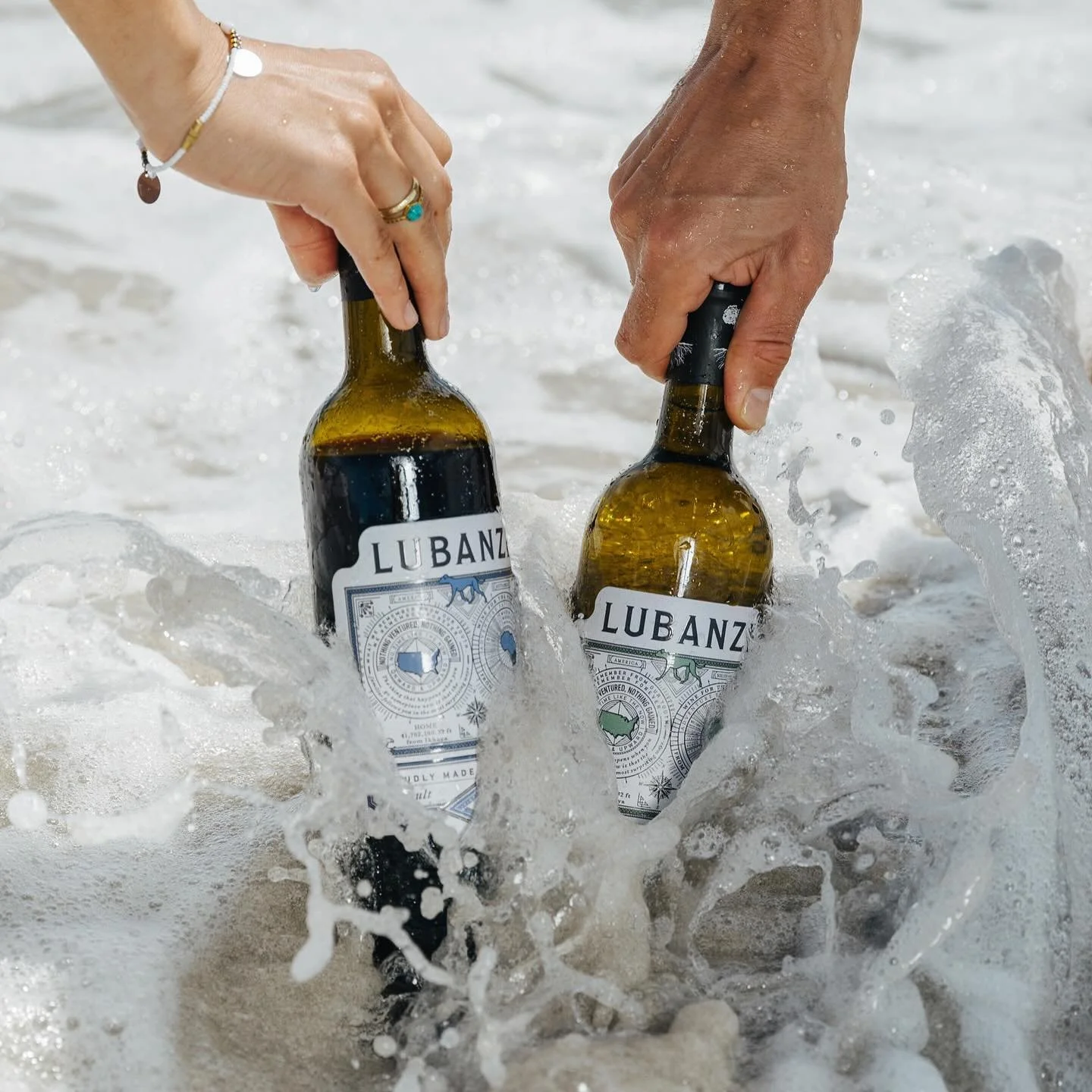 ✨✨Say Hello, Howzit to our Newest Additions✨✨
 Grab &lsquo;em now online @ the link in our bio 

SAUVIGNON BLANC 2023 (with a dash of skin contact Colombard). 
Think Guava and just the right amount of tropical notes while still presenting bright and 