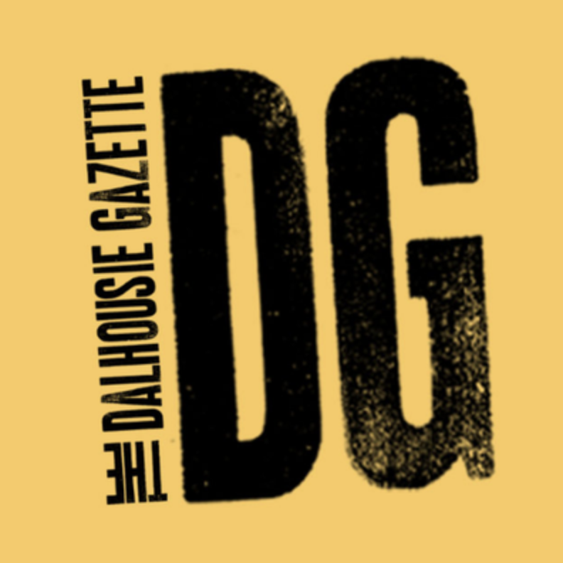 ‘Have some guts, reverse the cuts:’ thousands gather to protest arts budget cuts