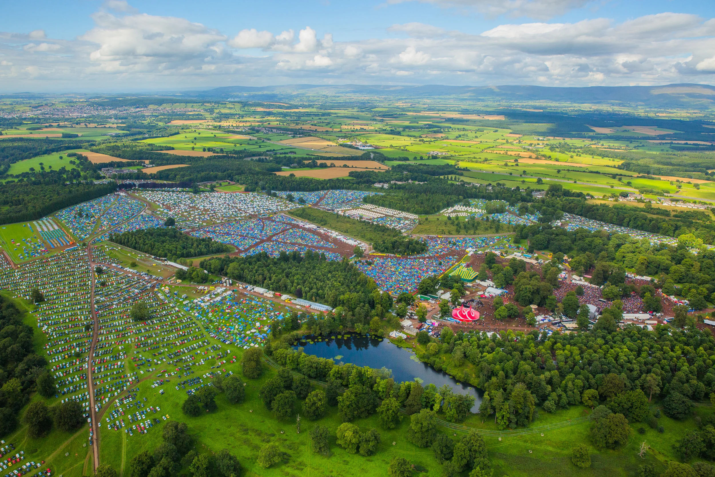 KENDAL CALLING FESTIVAL 2017 - CAMPING SITE AND ARENA FROM ABOVE PICTURE BY: JODY HARTLEY