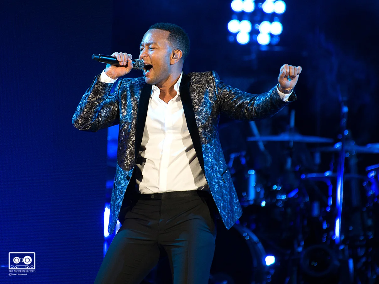 JOHN LEGEND PERFORMING AT THE SSE HYDRO, GLASGOW - 08/09/2017 PICTURE BY: STUART WESTWOOD PHOTOGRAPHY